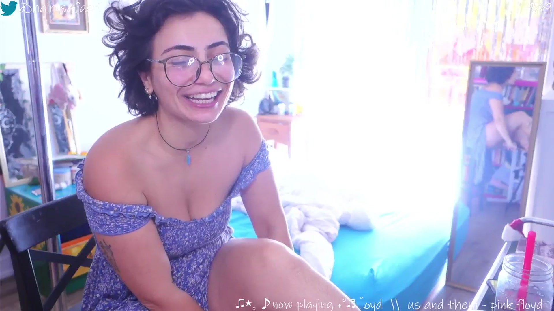 Gallery image thumbnail from HairySafaeri's myfreecams stream on, 09/26/2025, 18:15 image 4 of 20