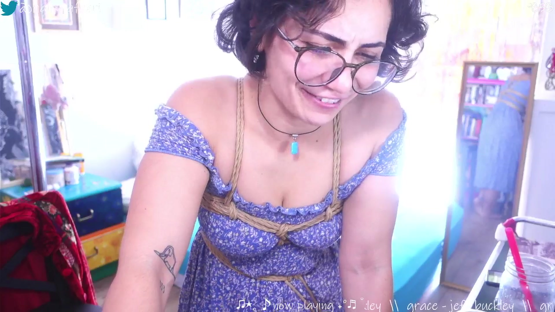 Gallery image thumbnail from HairySafaeri's myfreecams stream on, 09/26/2025, 18:15 image 15 of 20