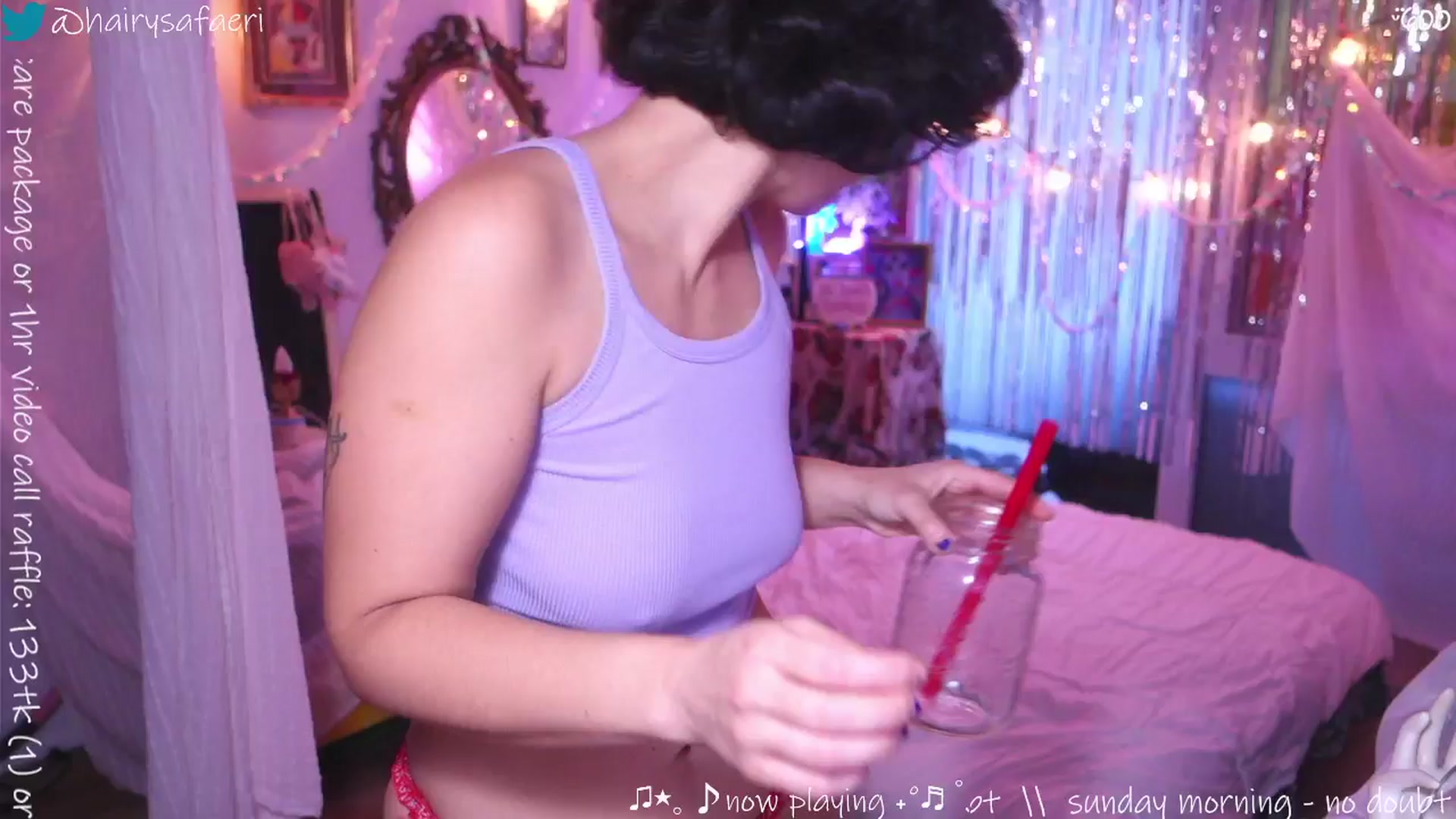 Gallery image thumbnail from HairySafaeri's myfreecams stream on, 10/06/2025, 23:01 image 14 of 20