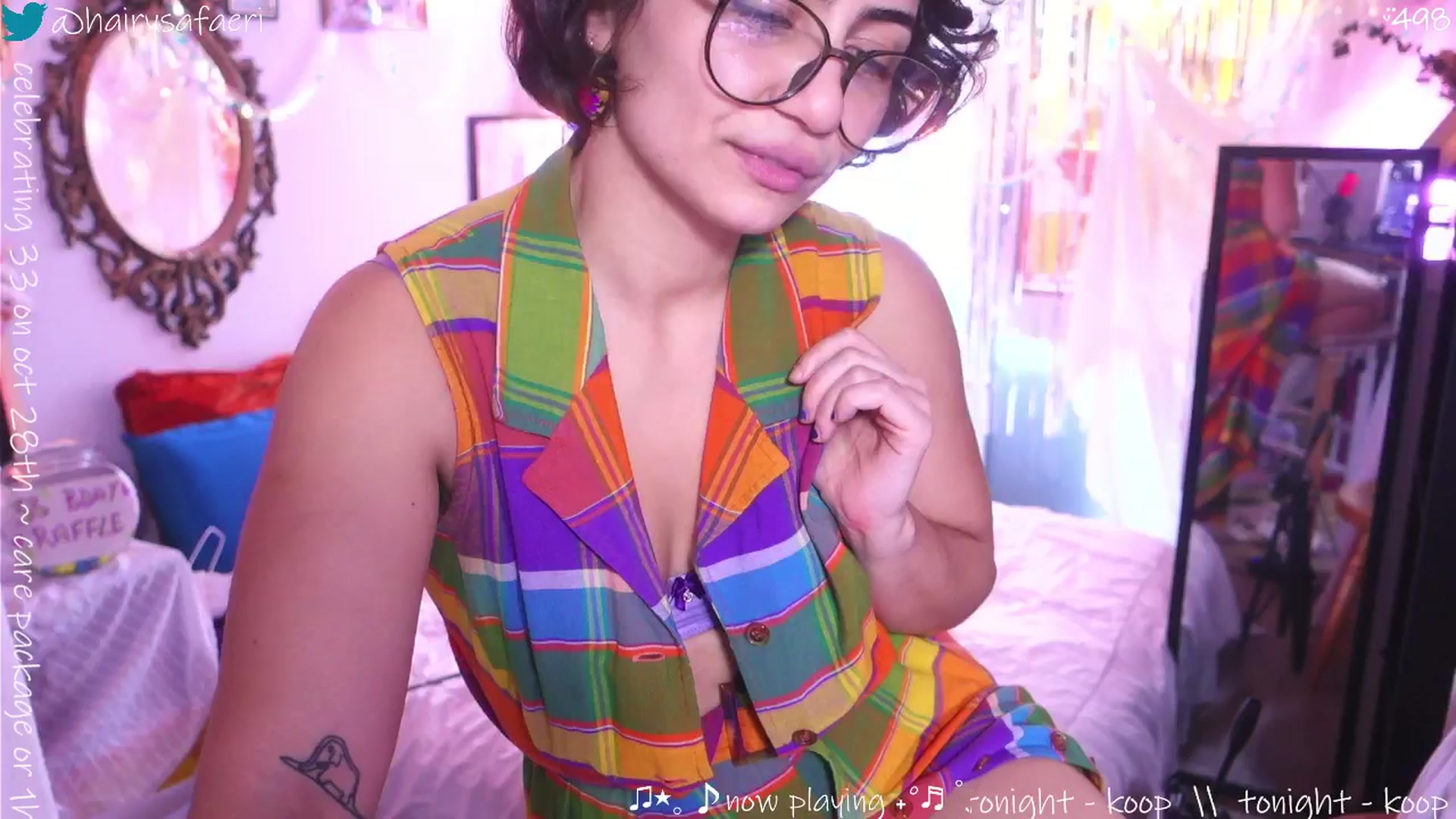 Gallery image thumbnail from HairySafaeri's myfreecams stream on, 10/07/2025, 18:19 image 20 of 20