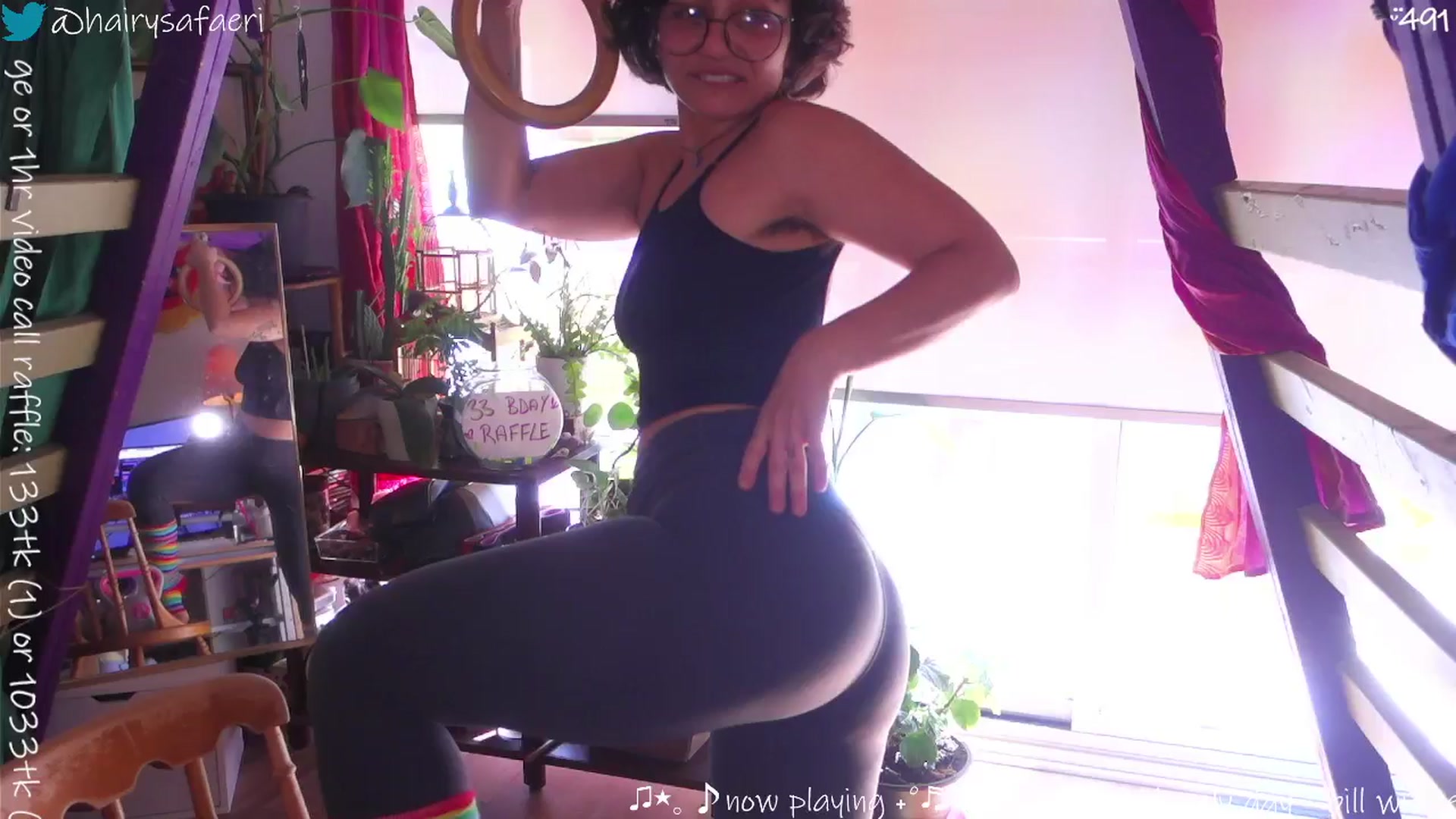 Gallery image thumbnail from HairySafaeri's myfreecams stream on, 10/08/2025, 17:43 image 18 of 20