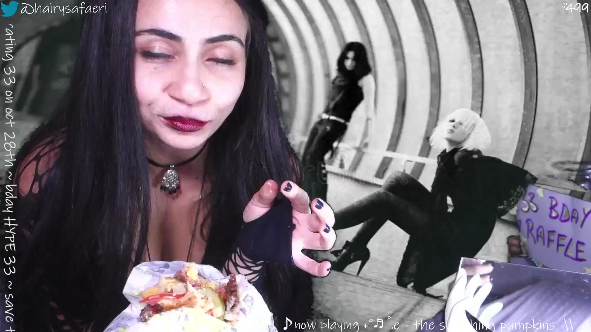 Gallery image thumbnail from HairySafaeri's myfreecams stream on, 10/10/2025, 03:06 image 12 of 20