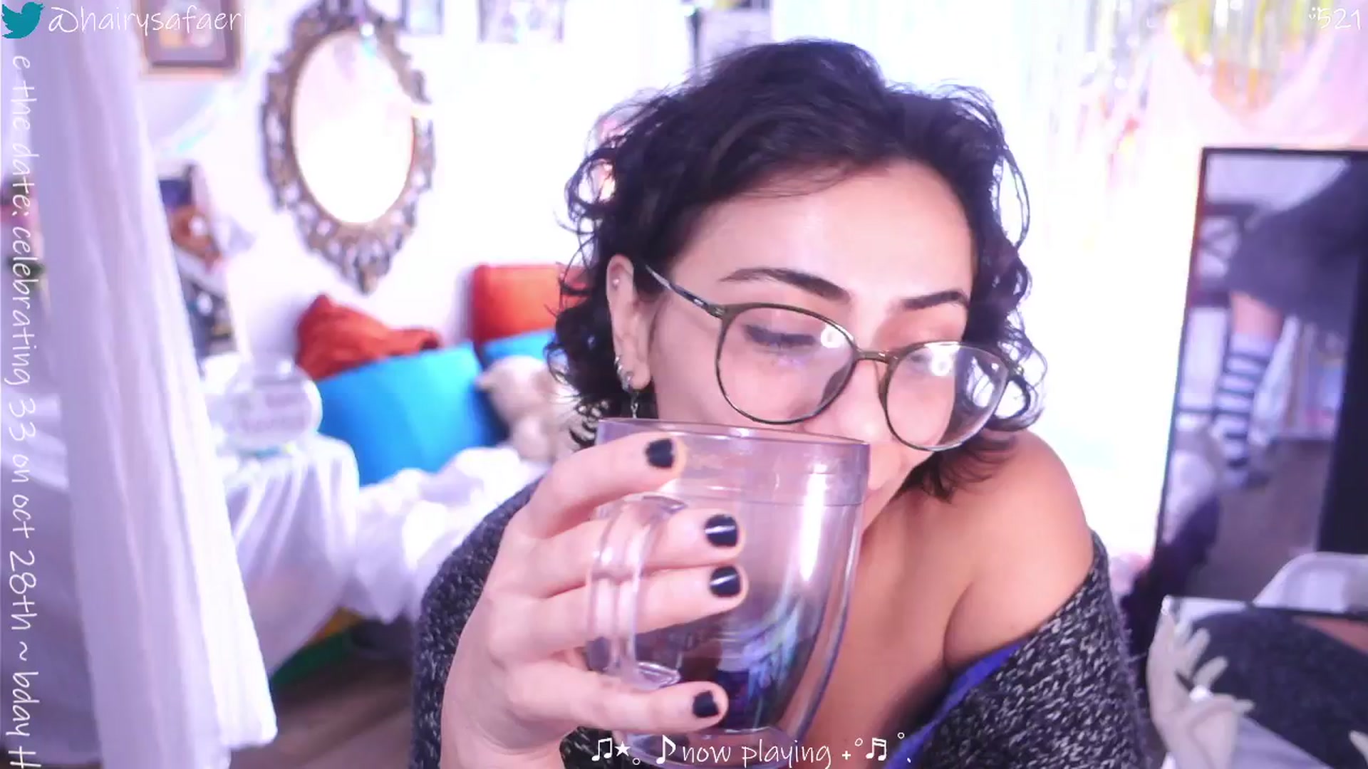Gallery image thumbnail from HairySafaeri's myfreecams stream on, 10/10/2025, 15:34 image 10 of 20
