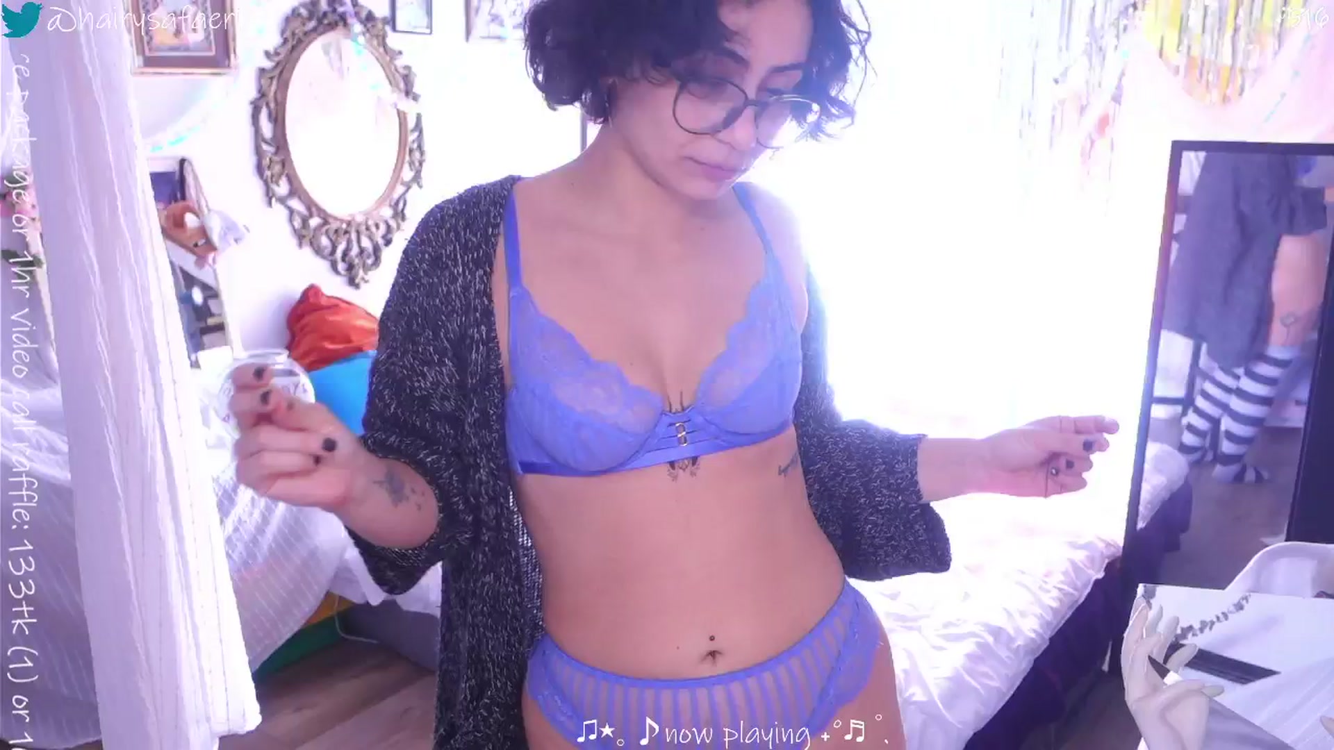 Gallery image thumbnail from HairySafaeri's myfreecams stream on, 10/10/2025, 17:17 image 1 of 20