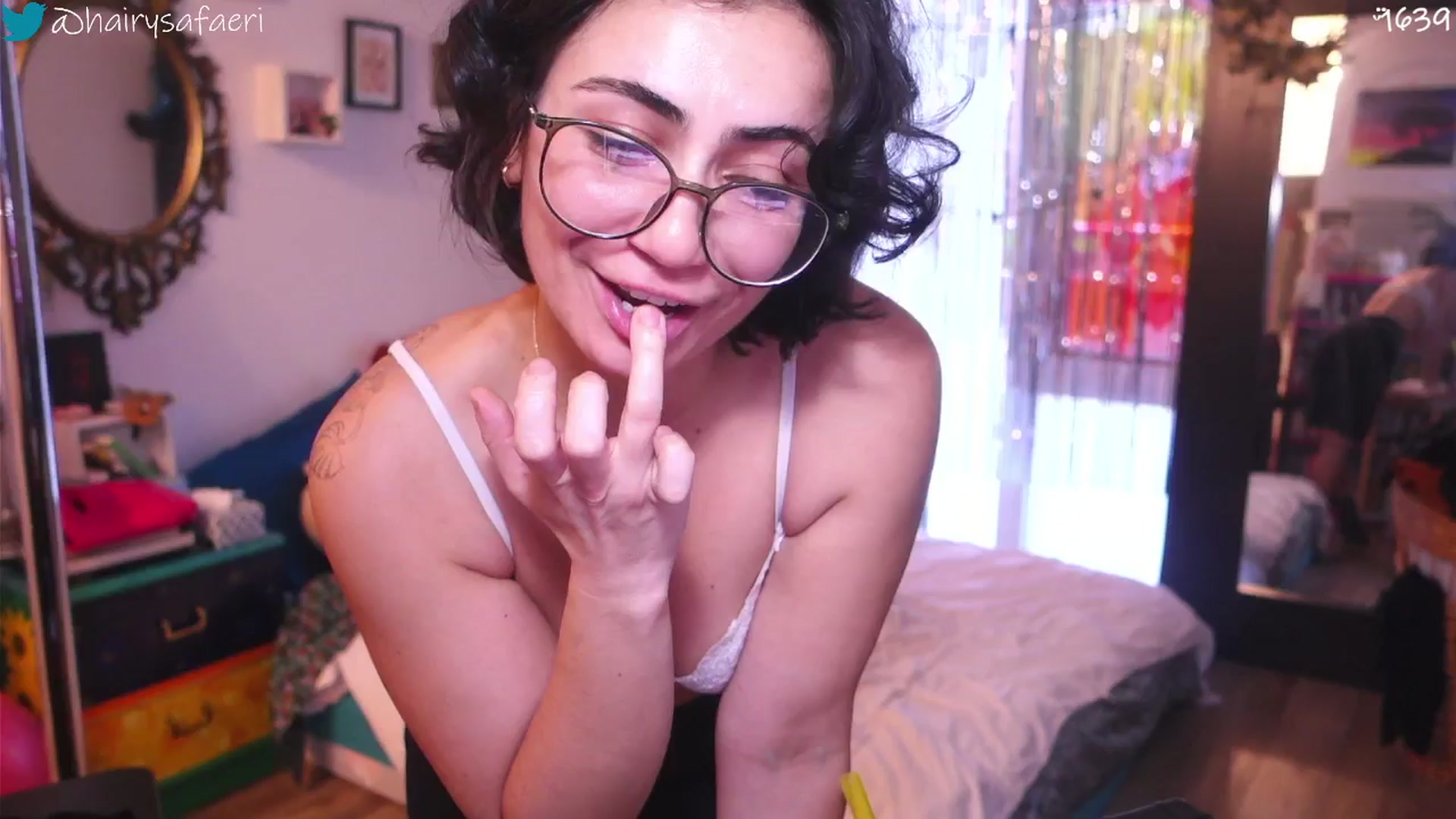 Gallery image thumbnail from HairySafaeri's myfreecams stream on, 11/03/2025, 18:12 image 7 of 20