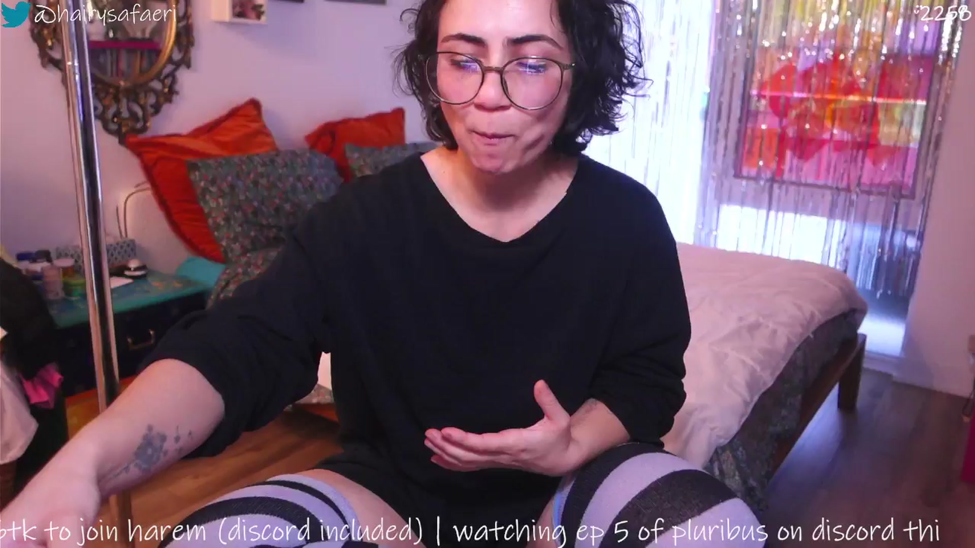 Gallery image thumbnail from HairySafaeri's myfreecams stream on, 11/26/2025, 21:02 image 17 of 20