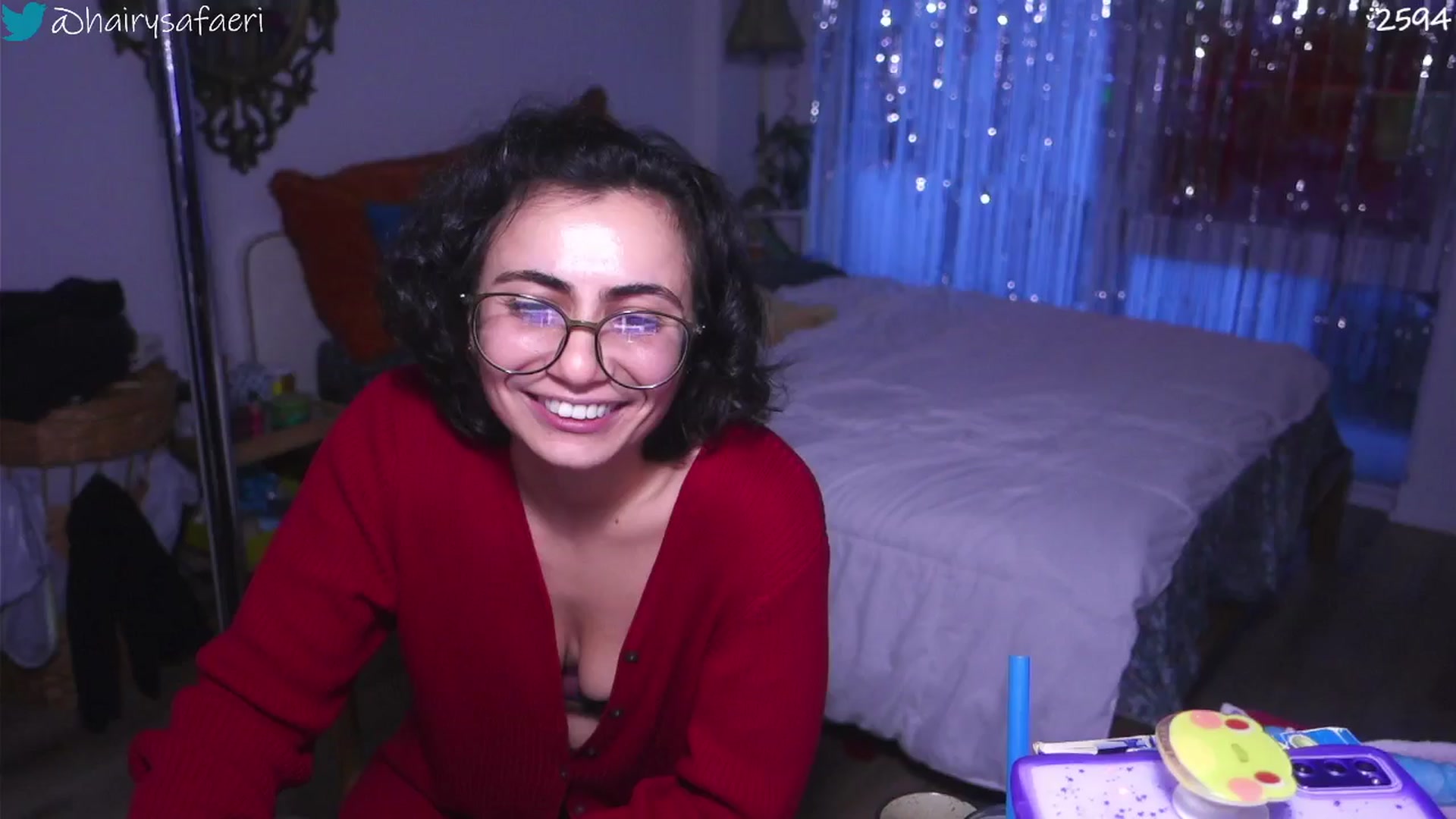 Gallery image thumbnail from HairySafaeri's myfreecams stream on, 12/05/2025, 23:17 image 12 of 20