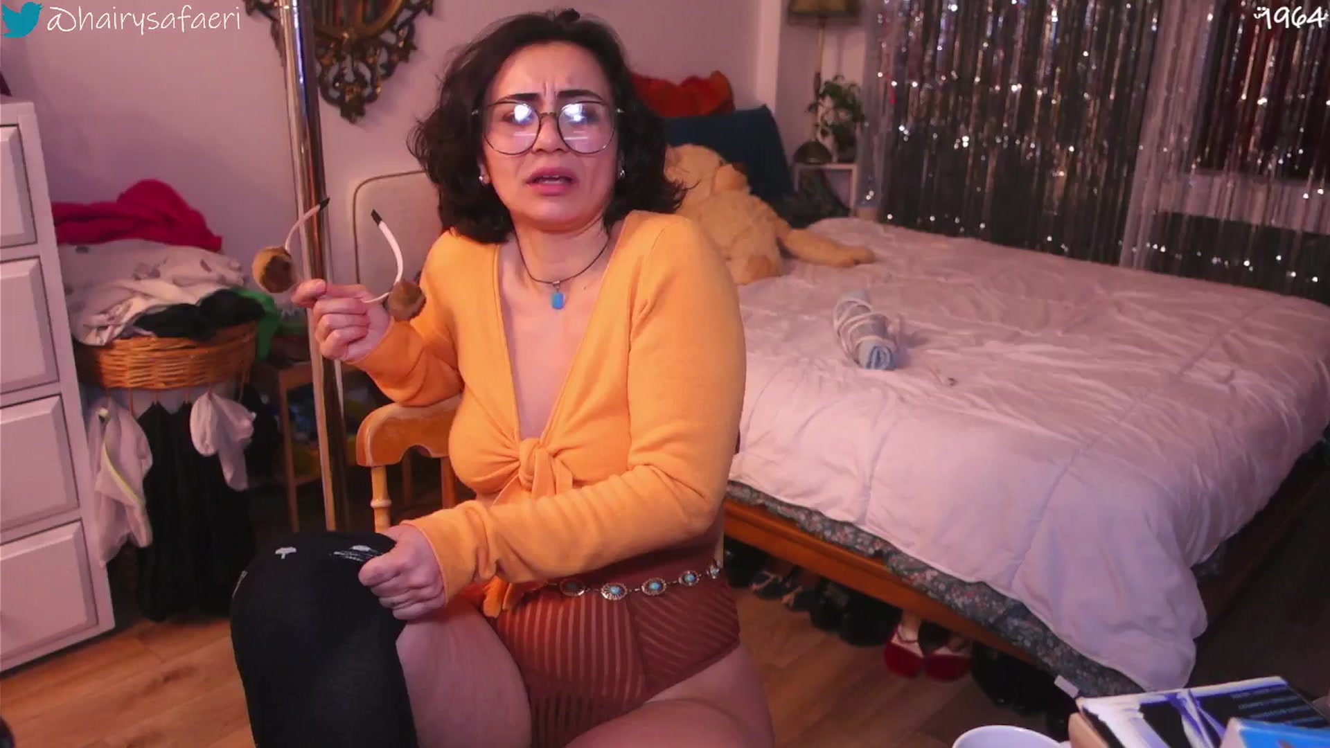 Gallery image thumbnail from HairySafaeri's myfreecams stream on, 12/08/2025, 23:27 image 9 of 20