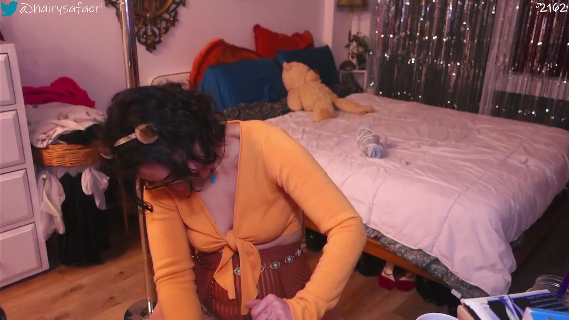 Gallery image thumbnail from HairySafaeri's myfreecams stream on, 12/08/2025, 23:27 image 3 of 20