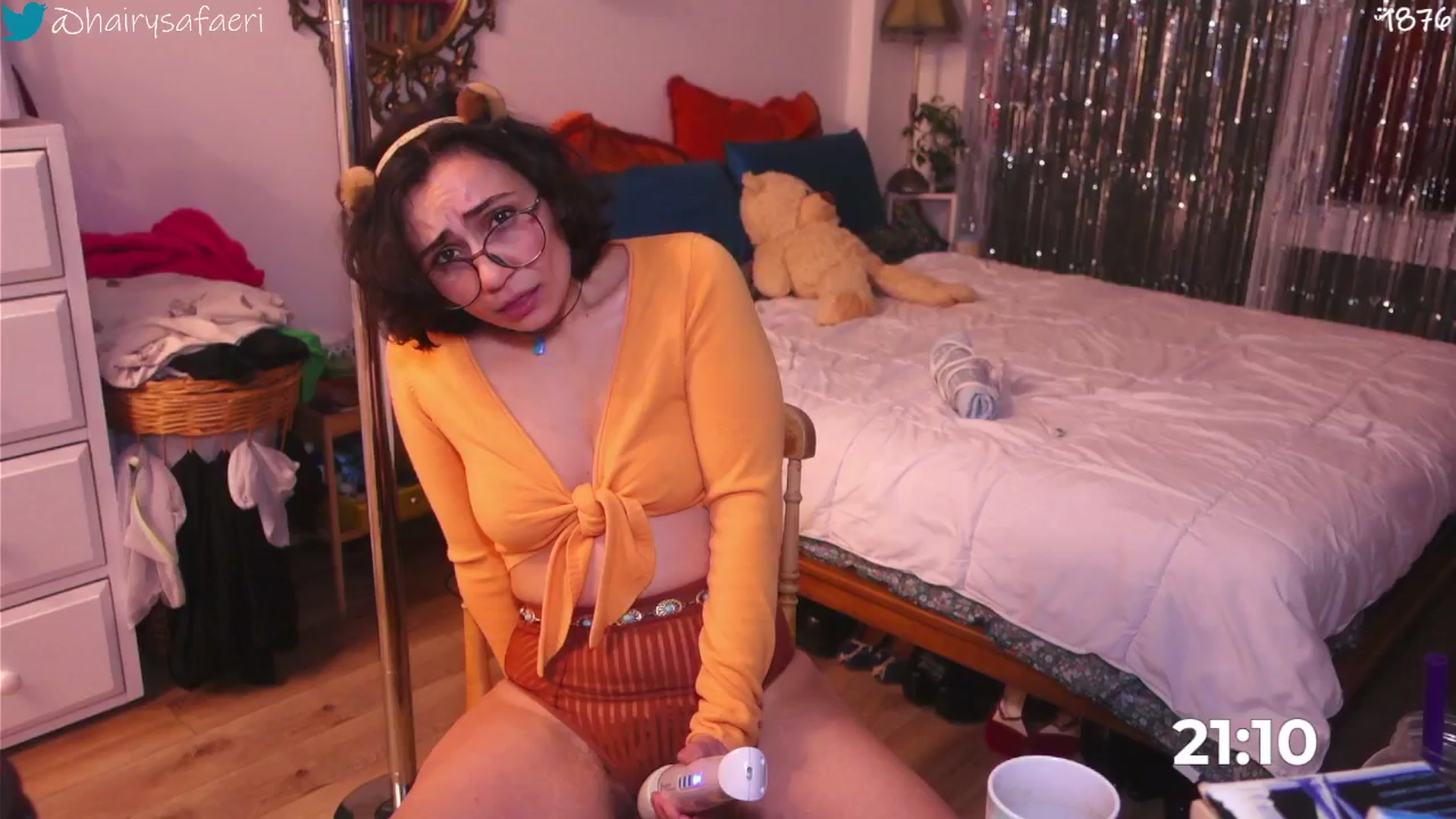 Gallery image thumbnail from HairySafaeri's myfreecams stream on, 12/08/2025, 23:27 image 20 of 20