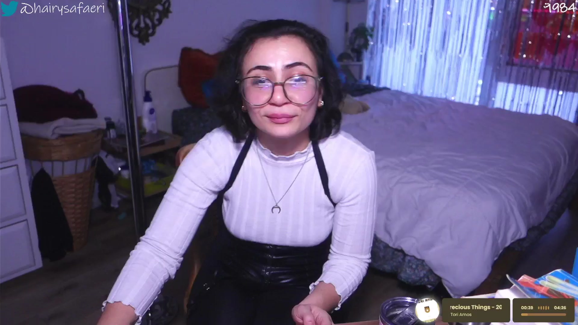 Gallery image thumbnail from HairySafaeri's myfreecams stream on, 12/12/2025, 21:13 image 19 of 20