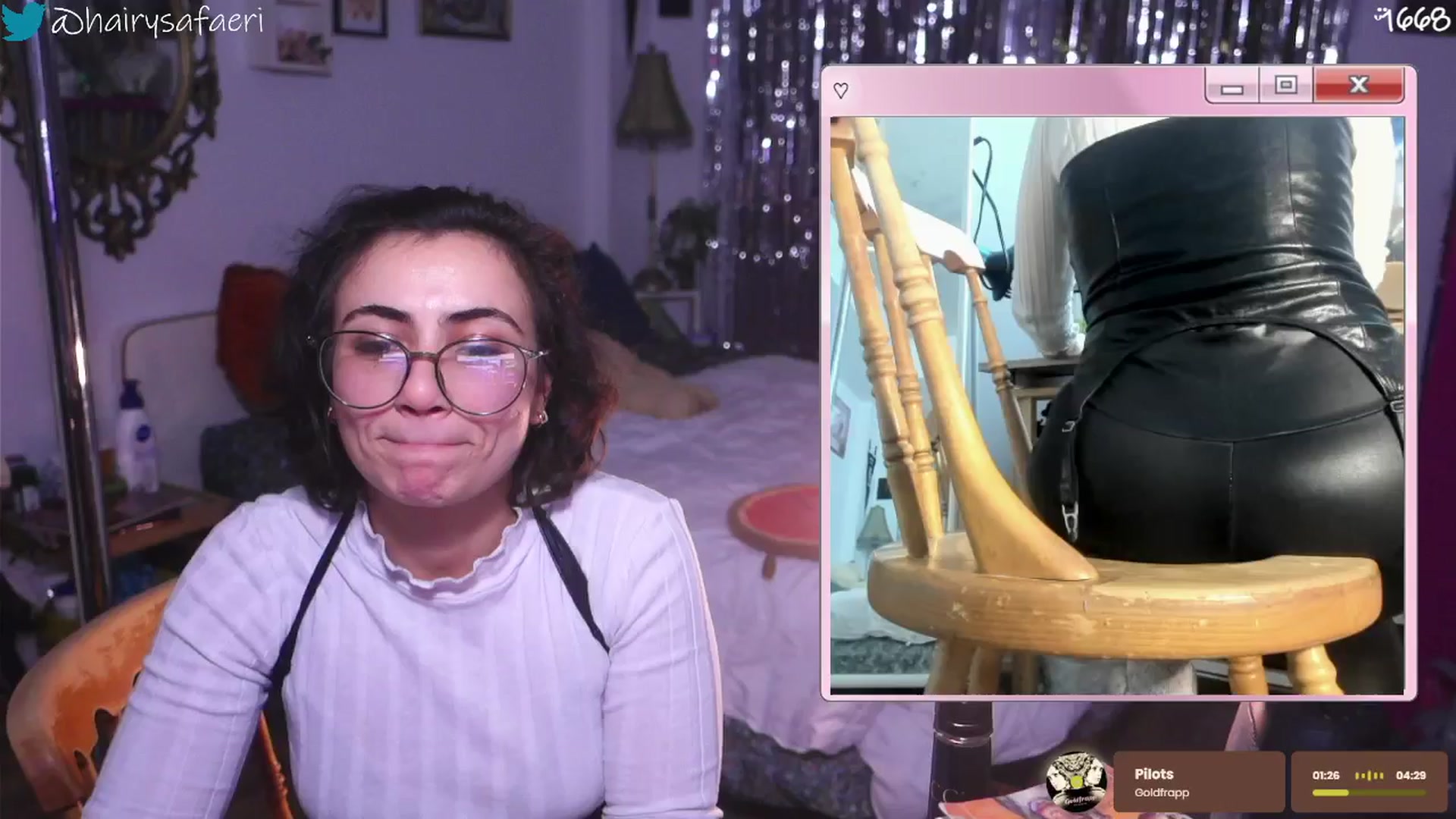 Gallery image thumbnail from HairySafaeri's myfreecams stream on, 12/12/2025, 23:55 image 7 of 20