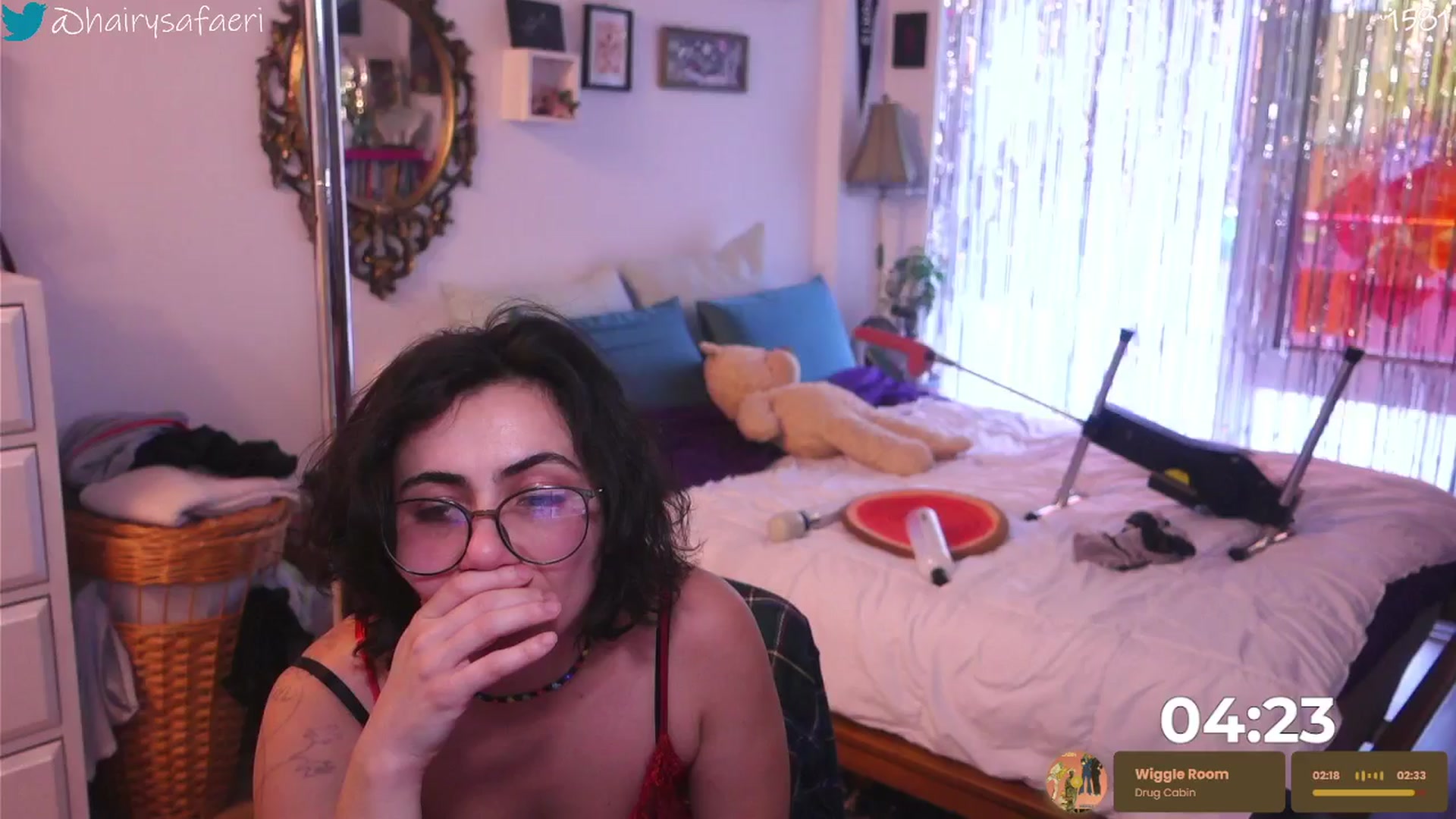 Gallery image thumbnail from HairySafaeri's myfreecams stream on, 12/17/2025, 20:27 image 11 of 20