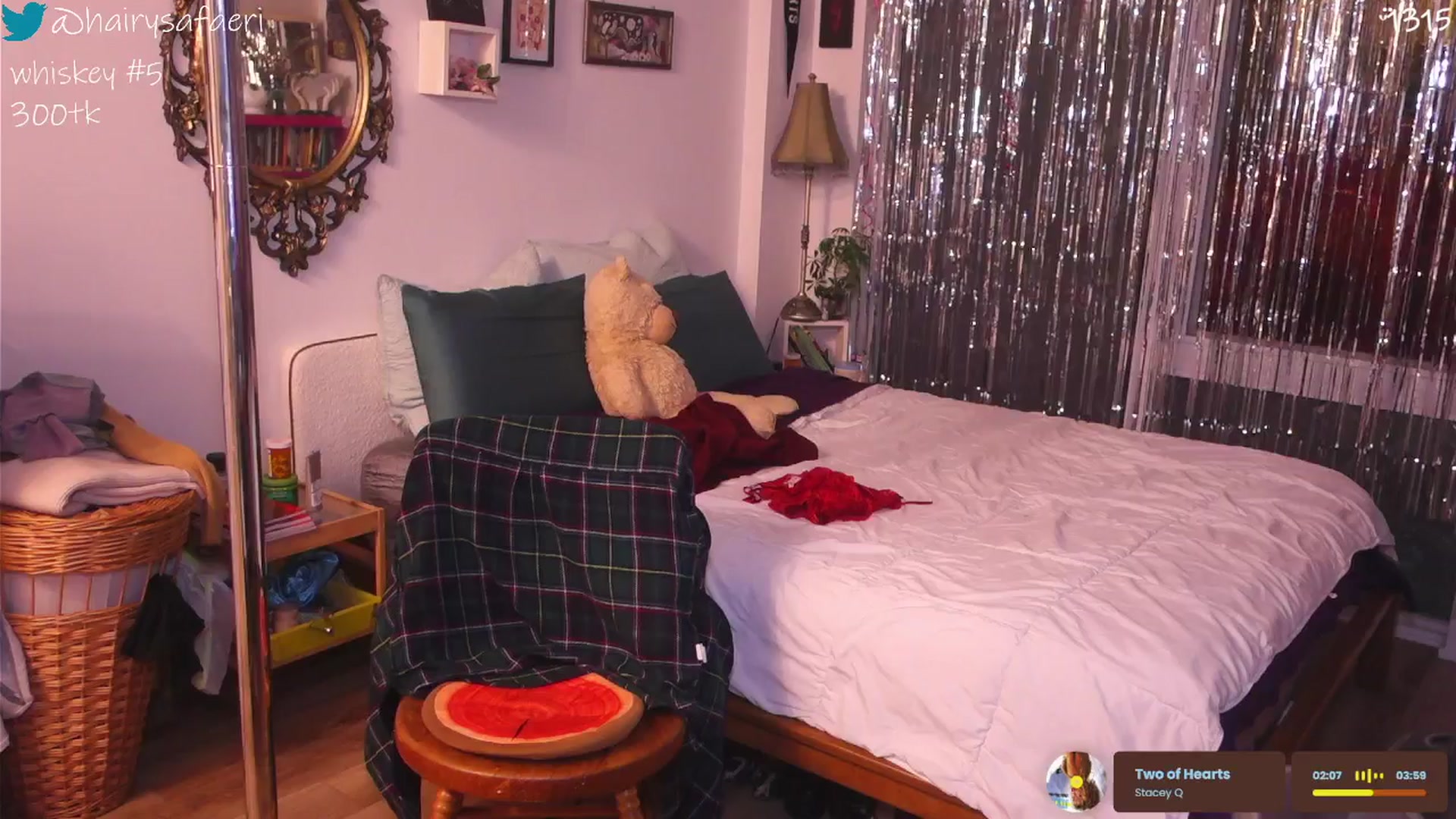 Gallery image thumbnail from HairySafaeri's myfreecams stream on, 12/19/2025, 01:35 image 15 of 20