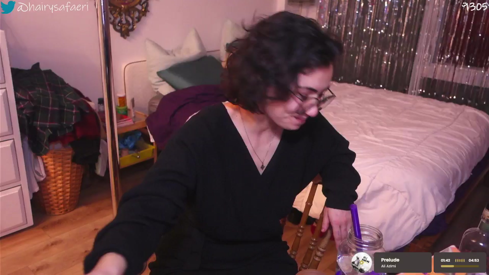 Gallery image thumbnail from HairySafaeri's myfreecams stream on, 12/20/2025, 24:00 image 1 of 20