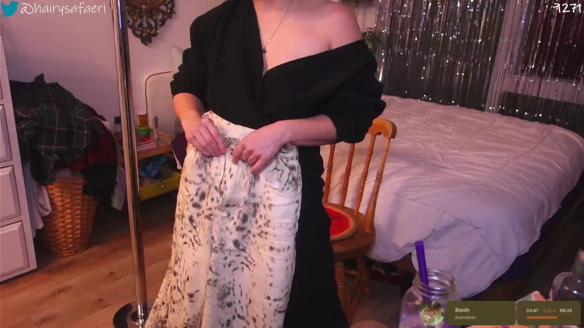 Gallery image thumbnail from HairySafaeri's myfreecams stream on, 12/20/2025, 24:00 image 11 of 20