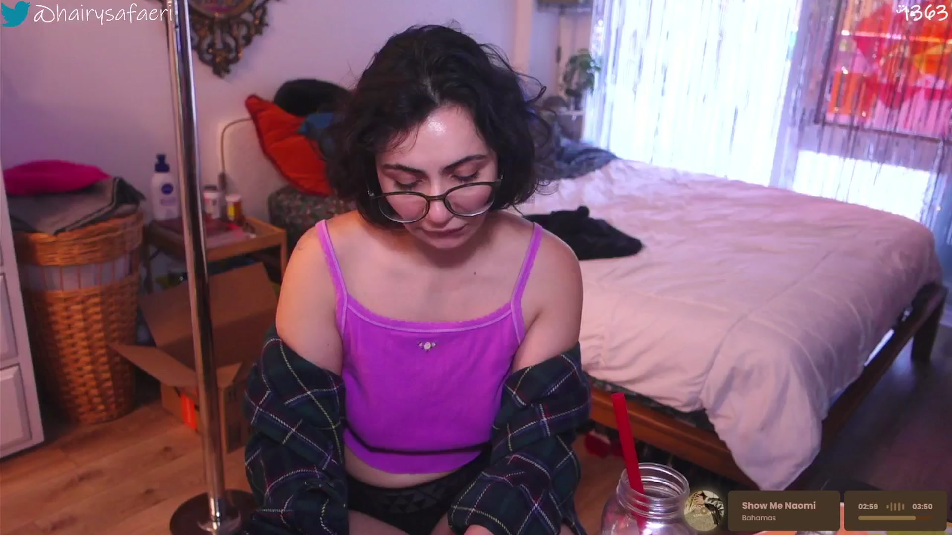 Gallery image thumbnail from HairySafaeri's myfreecams stream on, 12/29/2025, 19:18 image 20 of 20