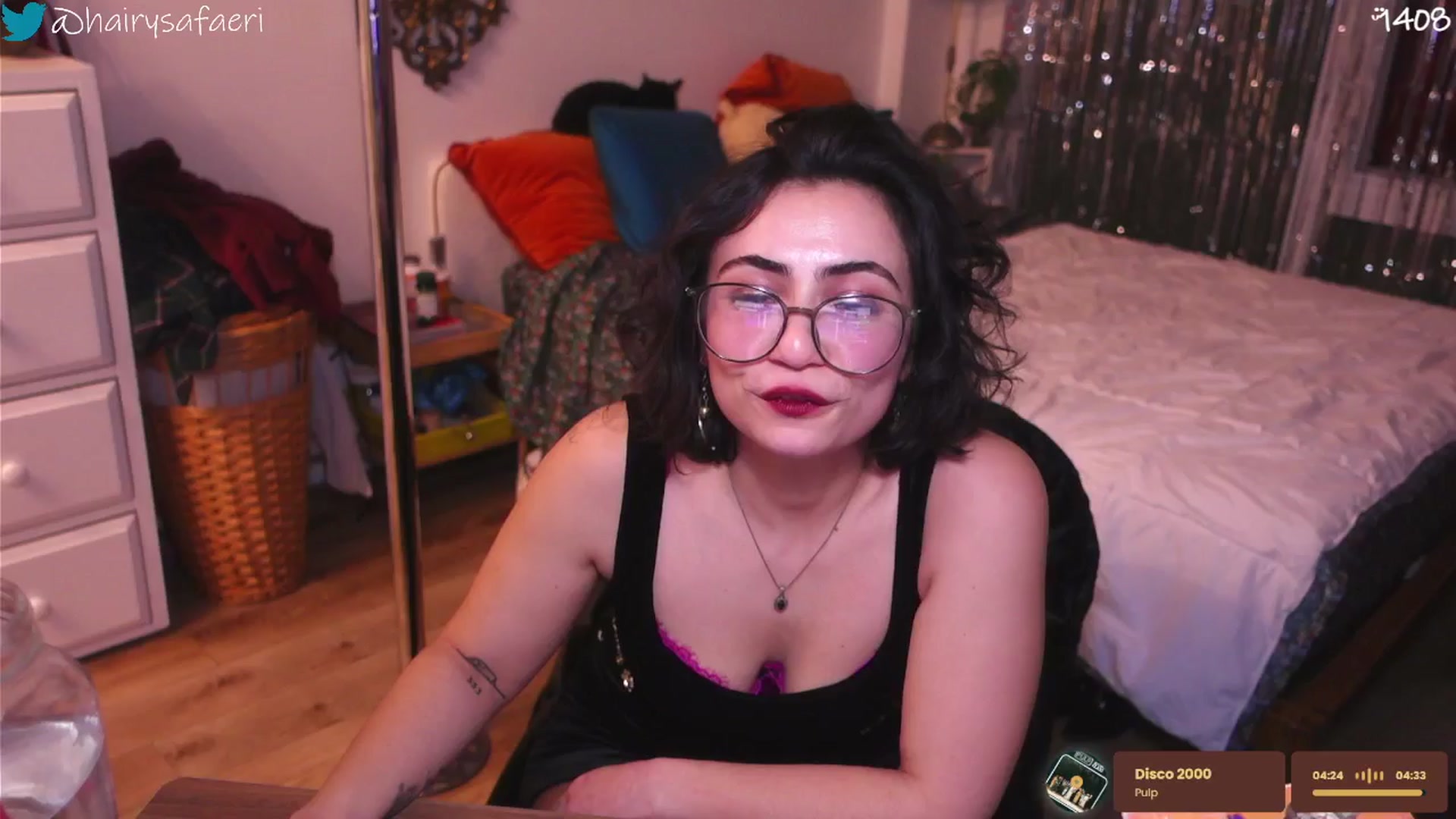 Gallery image thumbnail from HairySafaeri's myfreecams stream on, 01/01/2026, 24:22 image 2 of 20
