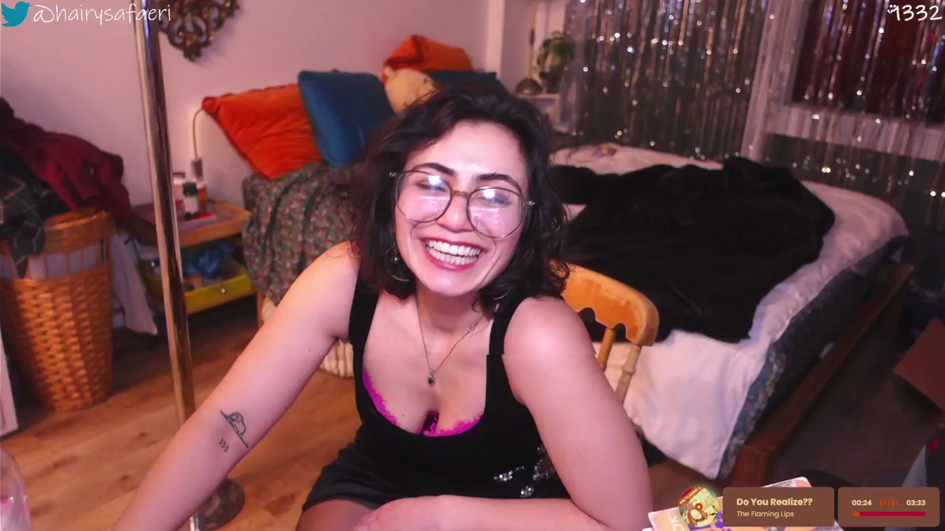 Gallery image thumbnail from HairySafaeri's myfreecams stream on, 01/01/2026, 01:35 image 19 of 20