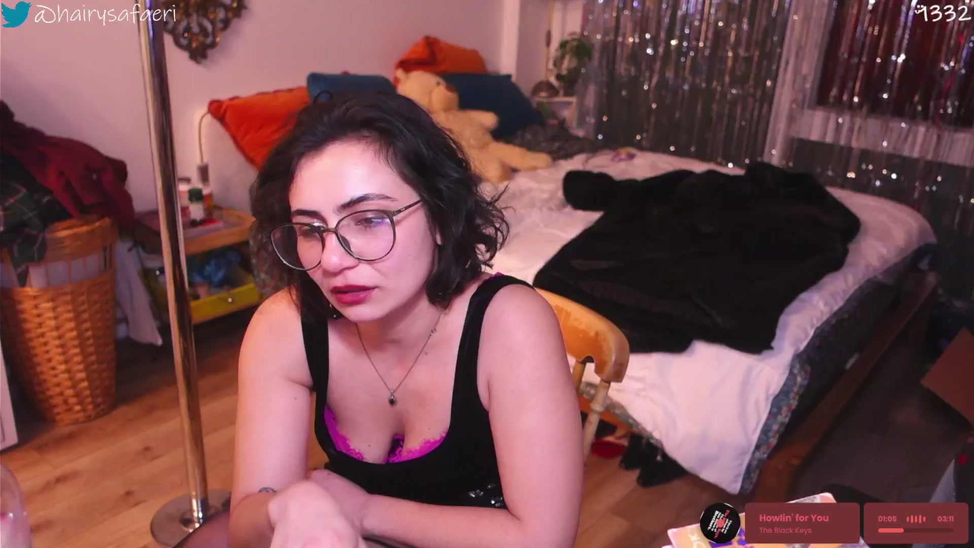 Gallery image thumbnail from HairySafaeri's myfreecams stream on, 01/01/2026, 01:35 image 14 of 20