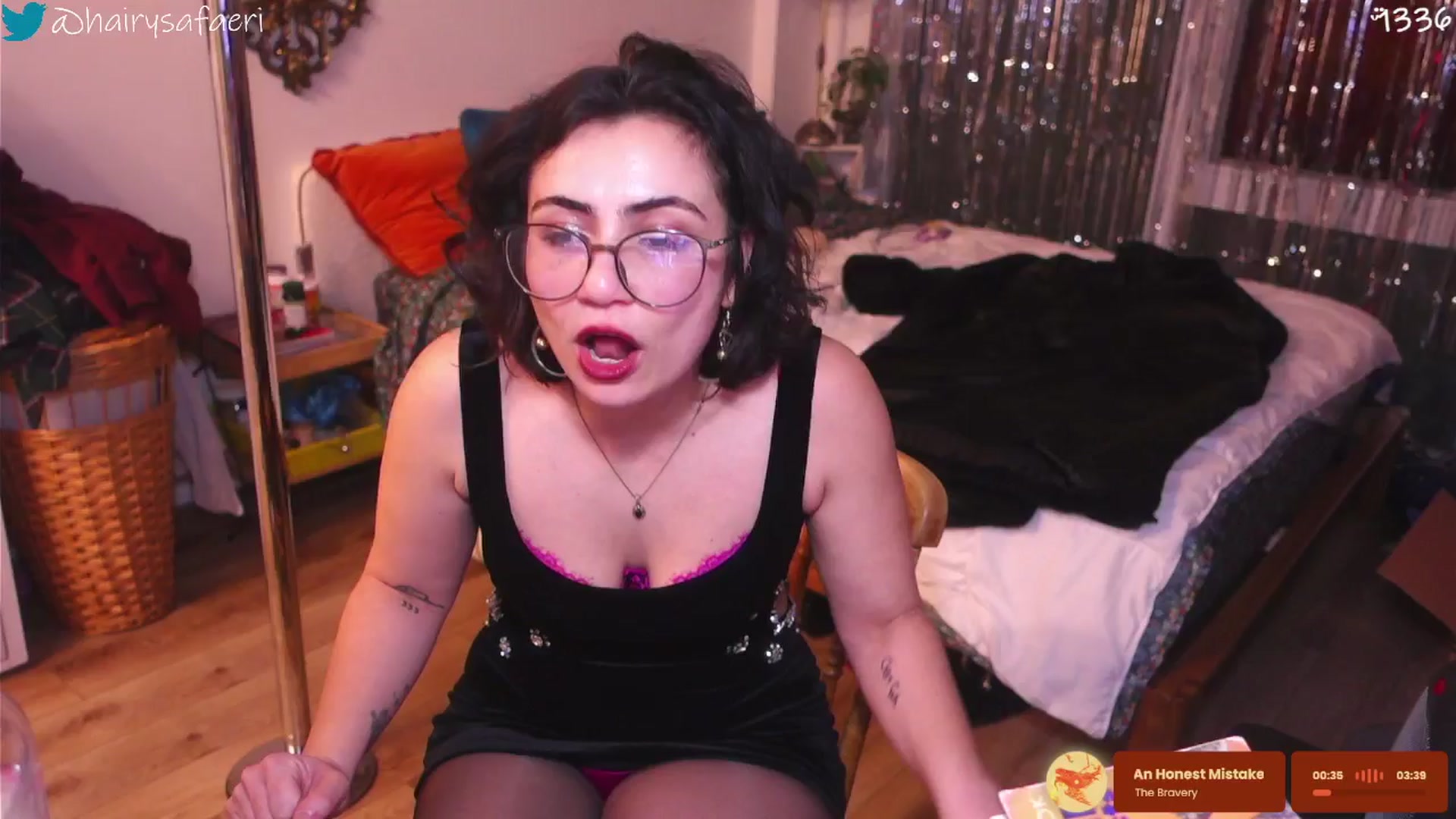 Gallery image thumbnail from HairySafaeri's myfreecams stream on, 01/01/2026, 01:35 image 2 of 20