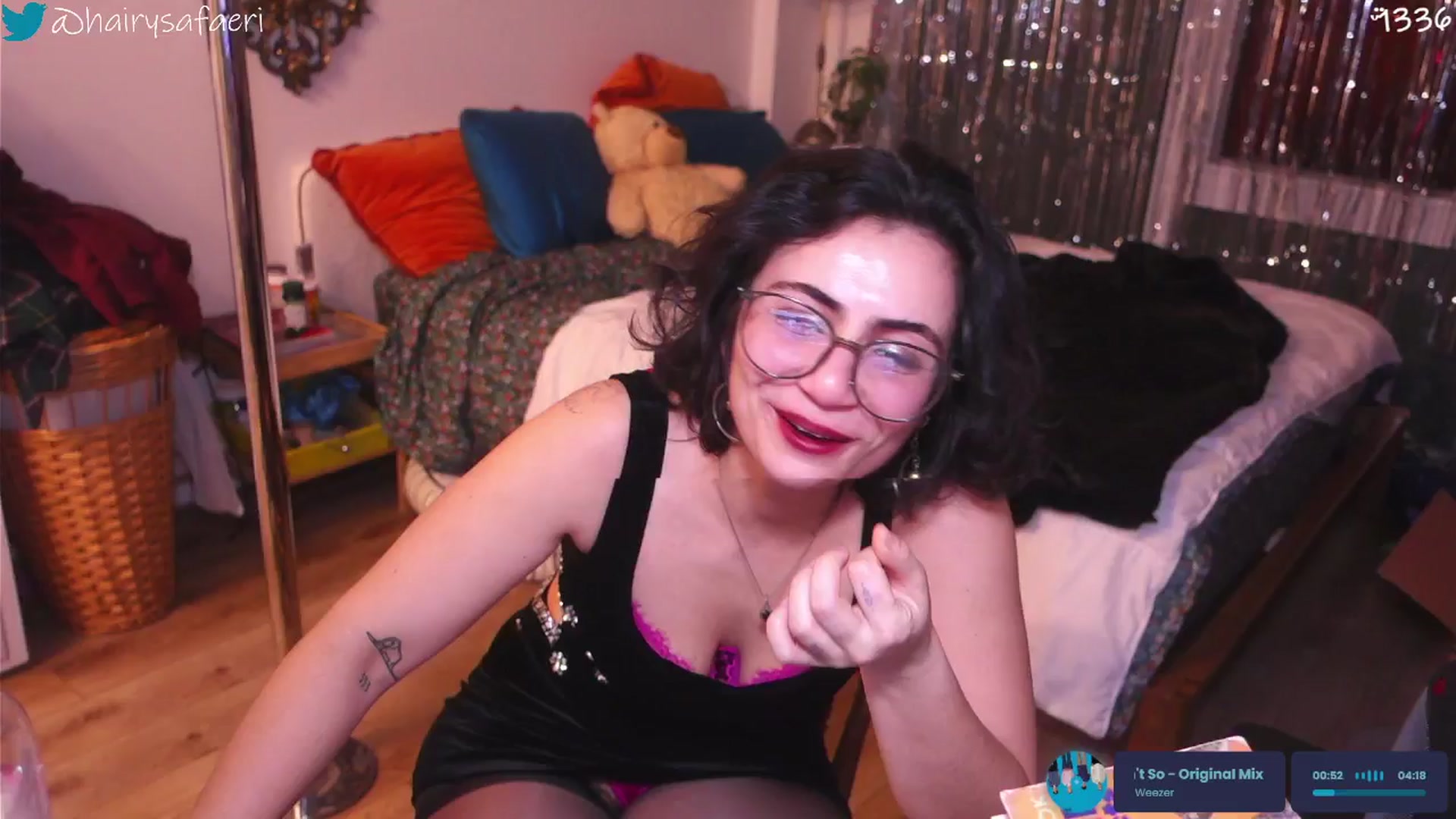 Gallery image thumbnail from HairySafaeri's myfreecams stream on, 01/01/2026, 01:35 image 5 of 20