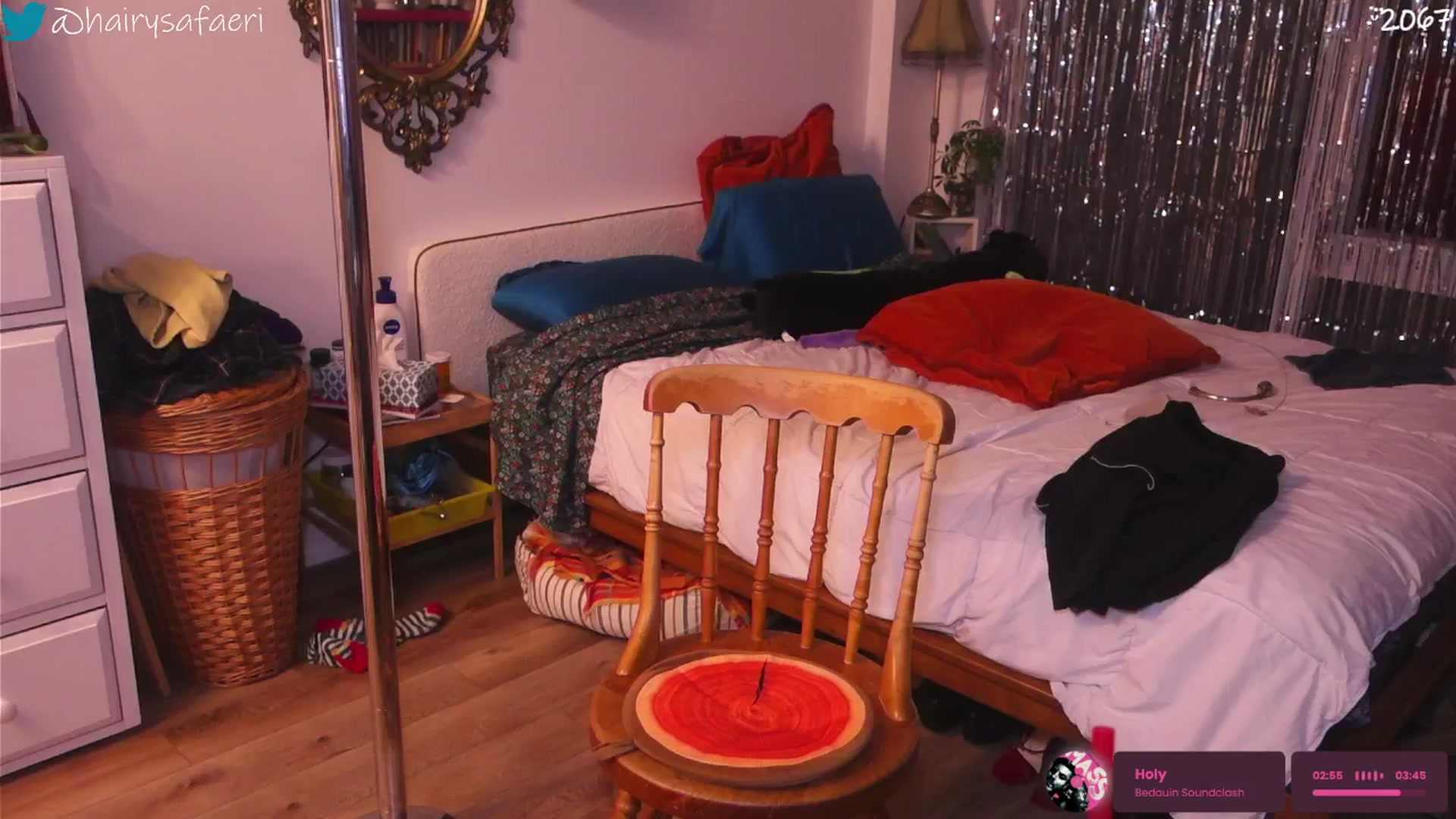 Gallery image thumbnail from HairySafaeri's myfreecams stream on, 01/06/2026, 23:39 image 18 of 20