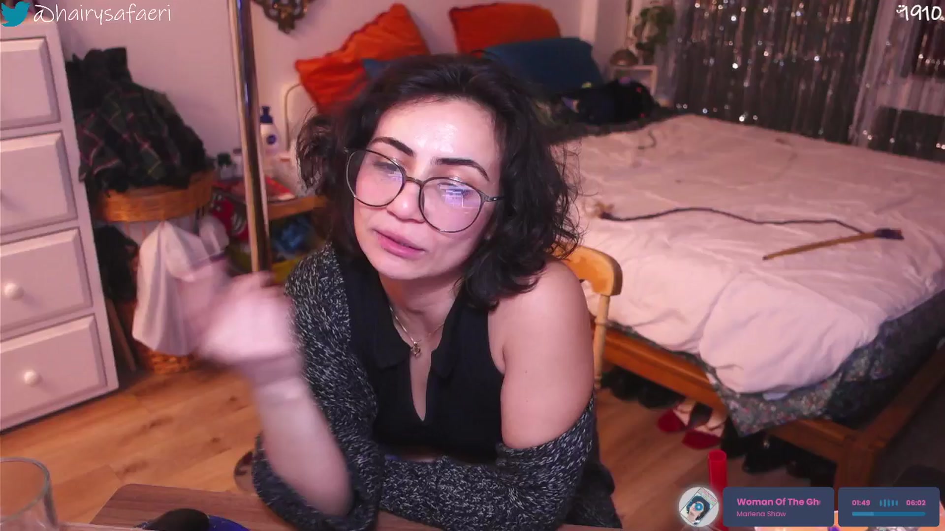 Gallery image thumbnail from HairySafaeri's myfreecams stream on, 01/09/2026, 01:07 image 6 of 20