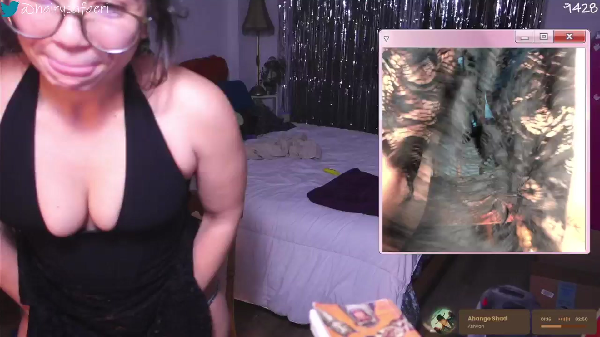 Gallery image thumbnail from HairySafaeri's myfreecams stream on, 01/16/2026, 24:18 image 12 of 20