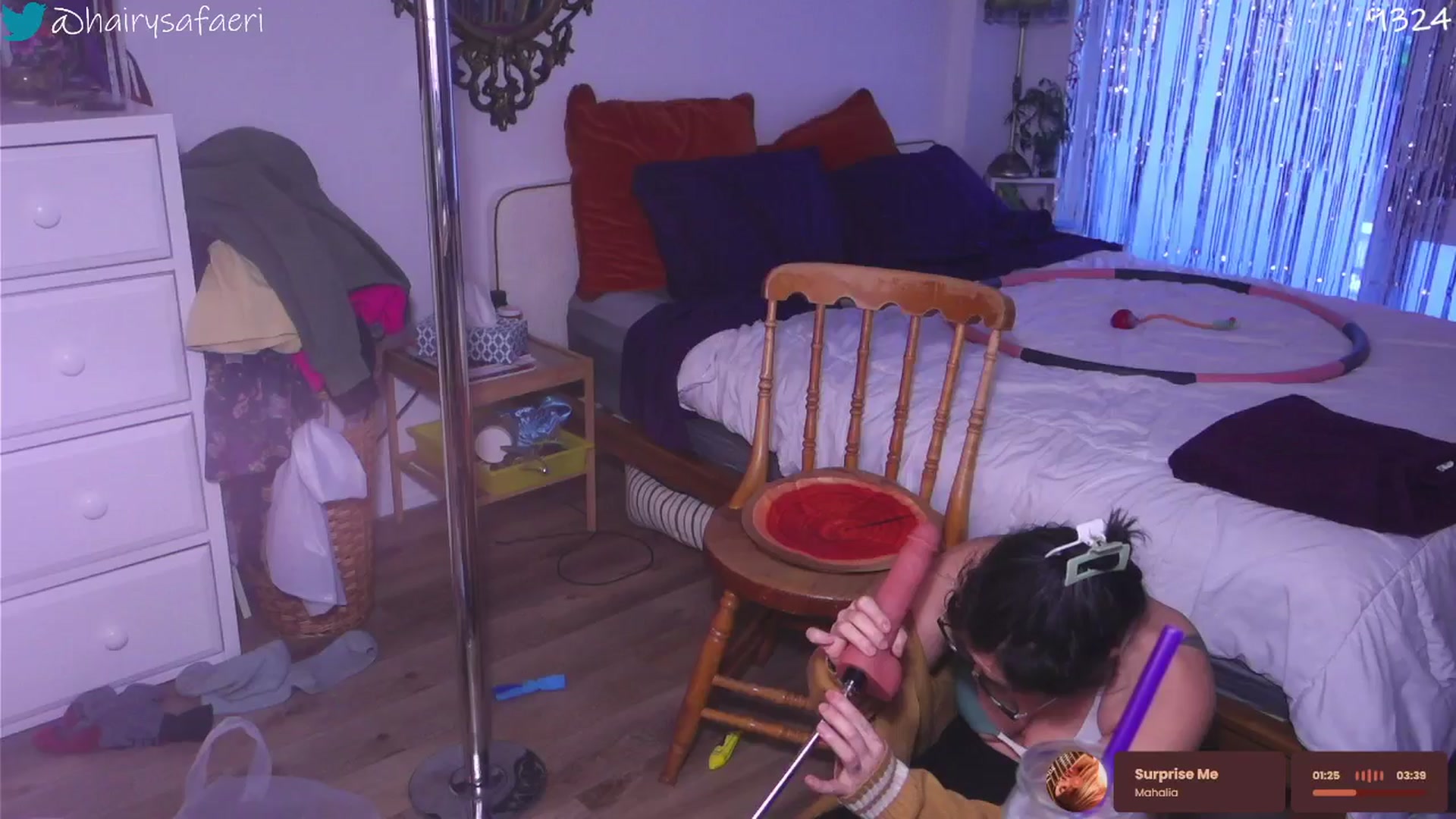 Gallery image thumbnail from HairySafaeri's myfreecams stream on, 01/23/2026, 24:32 image 10 of 20
