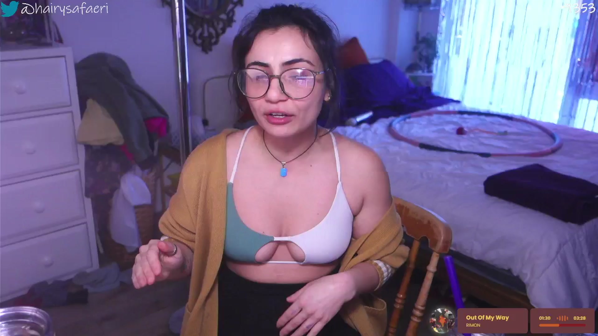 Gallery image thumbnail from HairySafaeri's myfreecams stream on, 01/23/2026, 24:32 image 5 of 20