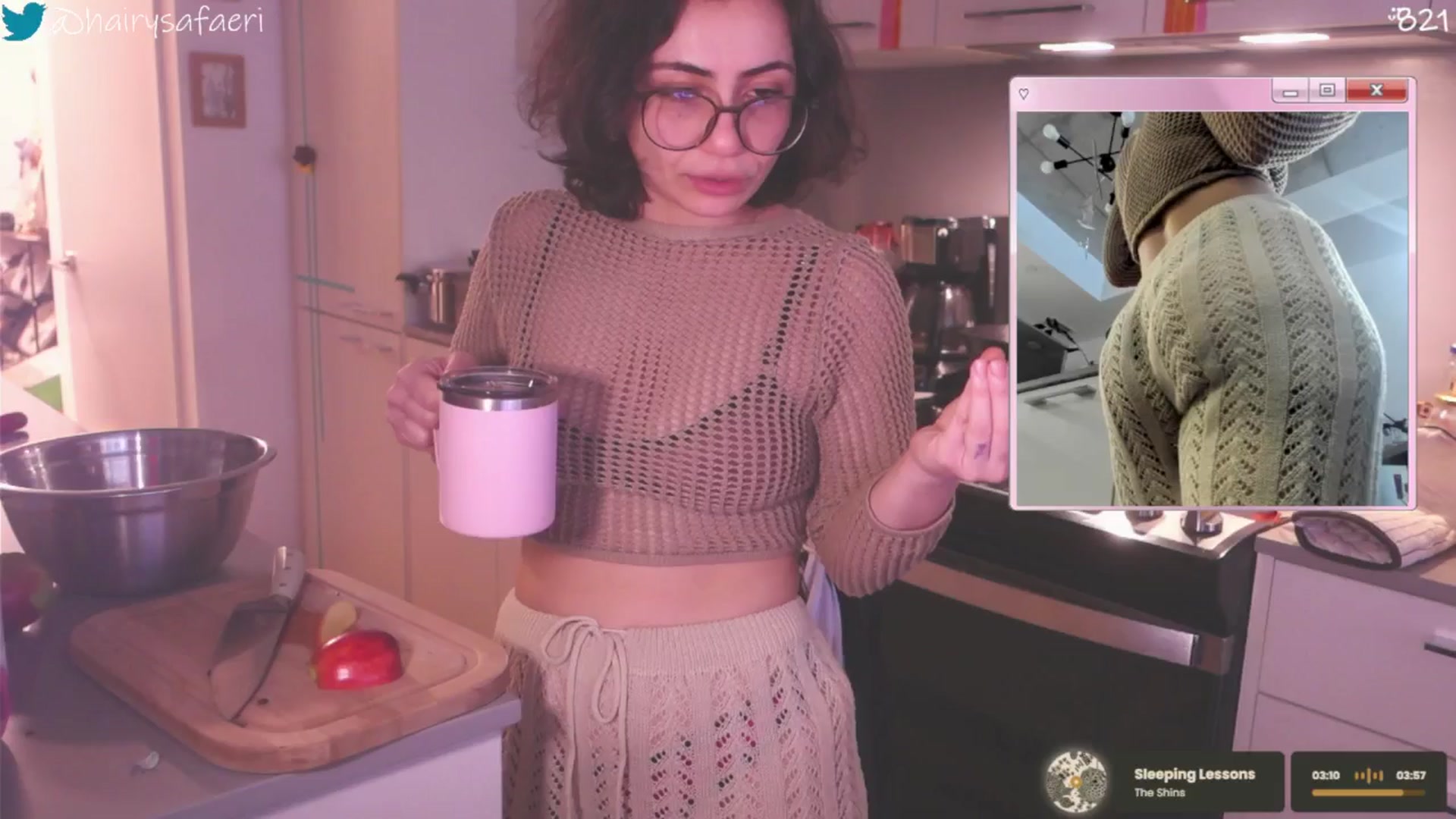 Gallery image thumbnail from HairySafaeri's myfreecams stream on, 02/05/2026, 21:51 image 9 of 20