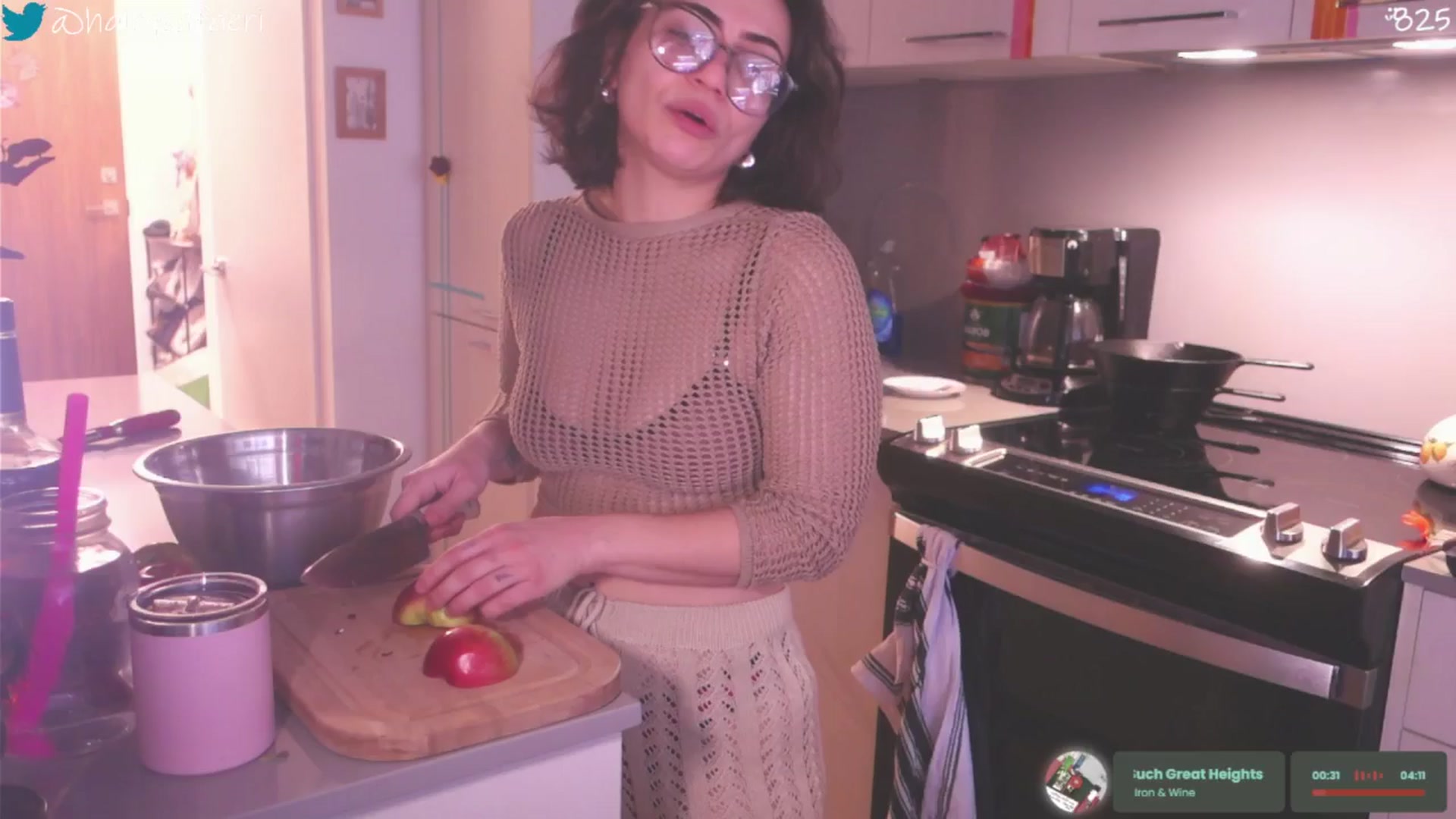 Gallery image thumbnail from HairySafaeri's myfreecams stream on, 02/05/2026, 21:51 image 6 of 20