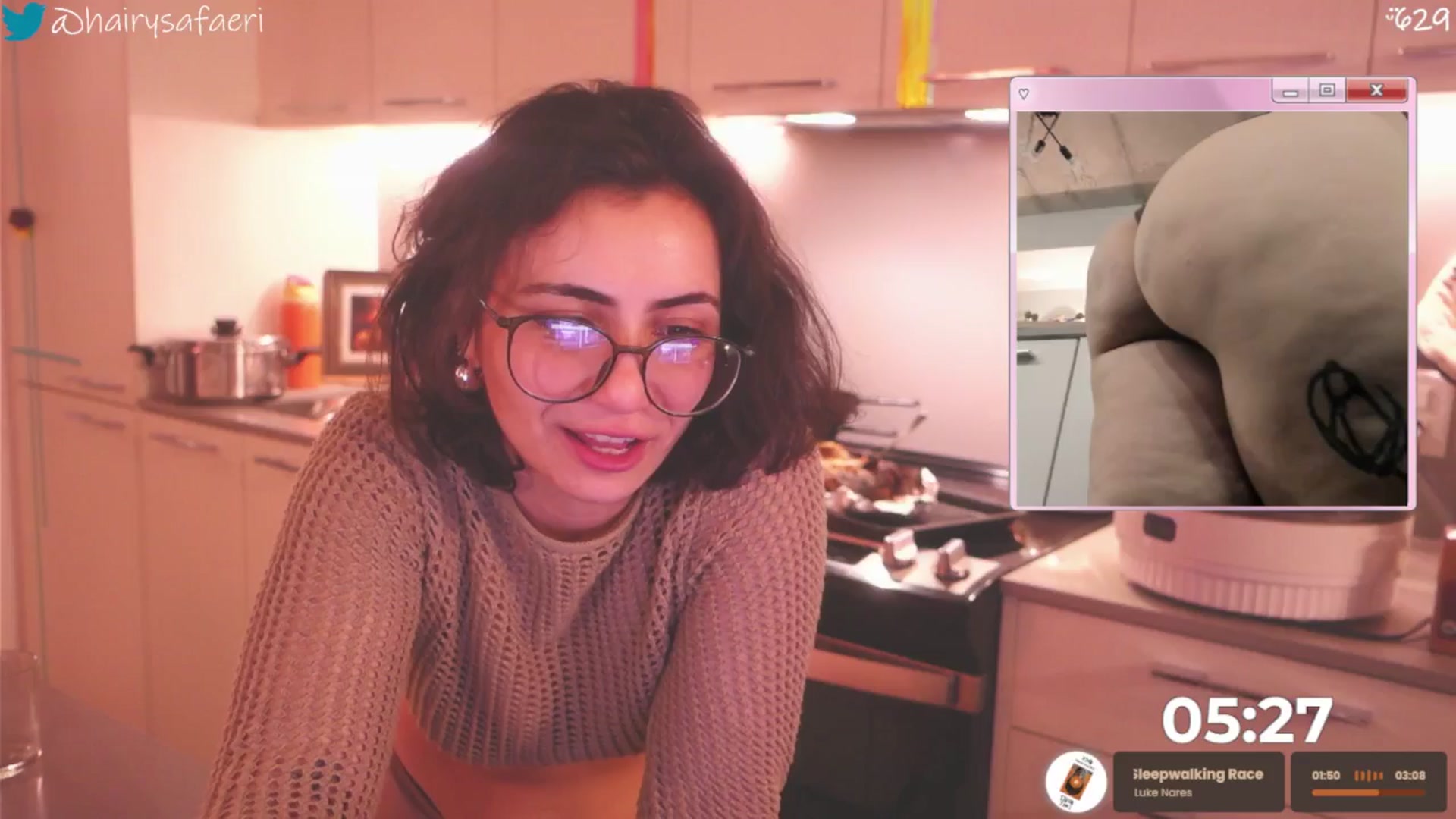 Gallery image thumbnail from HairySafaeri's myfreecams stream on, 02/05/2026, 22:28 image 11 of 20