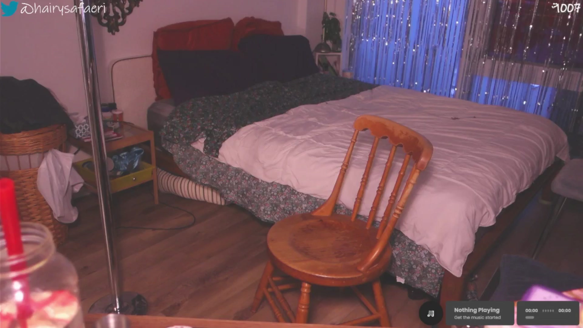 Gallery image thumbnail from HairySafaeri's myfreecams stream on, 02/18/2026, 23:43 image 11 of 20