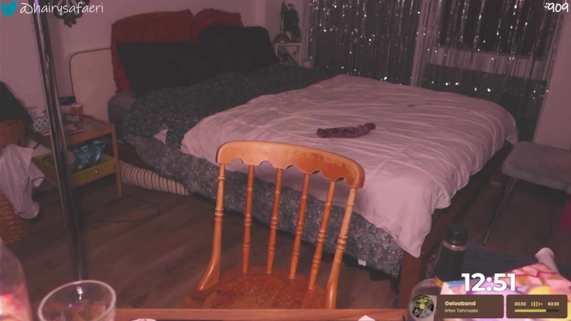 Gallery image thumbnail from HairySafaeri's myfreecams stream on, 02/19/2026, 24:54 image 16 of 20