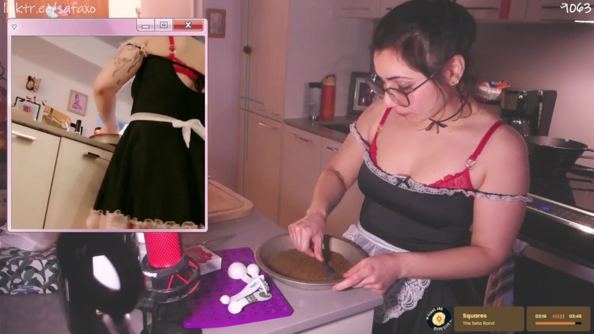 Gallery image thumbnail from HairySafaeri's myfreecams stream on, 02/26/2026, 23:39 image 10 of 20