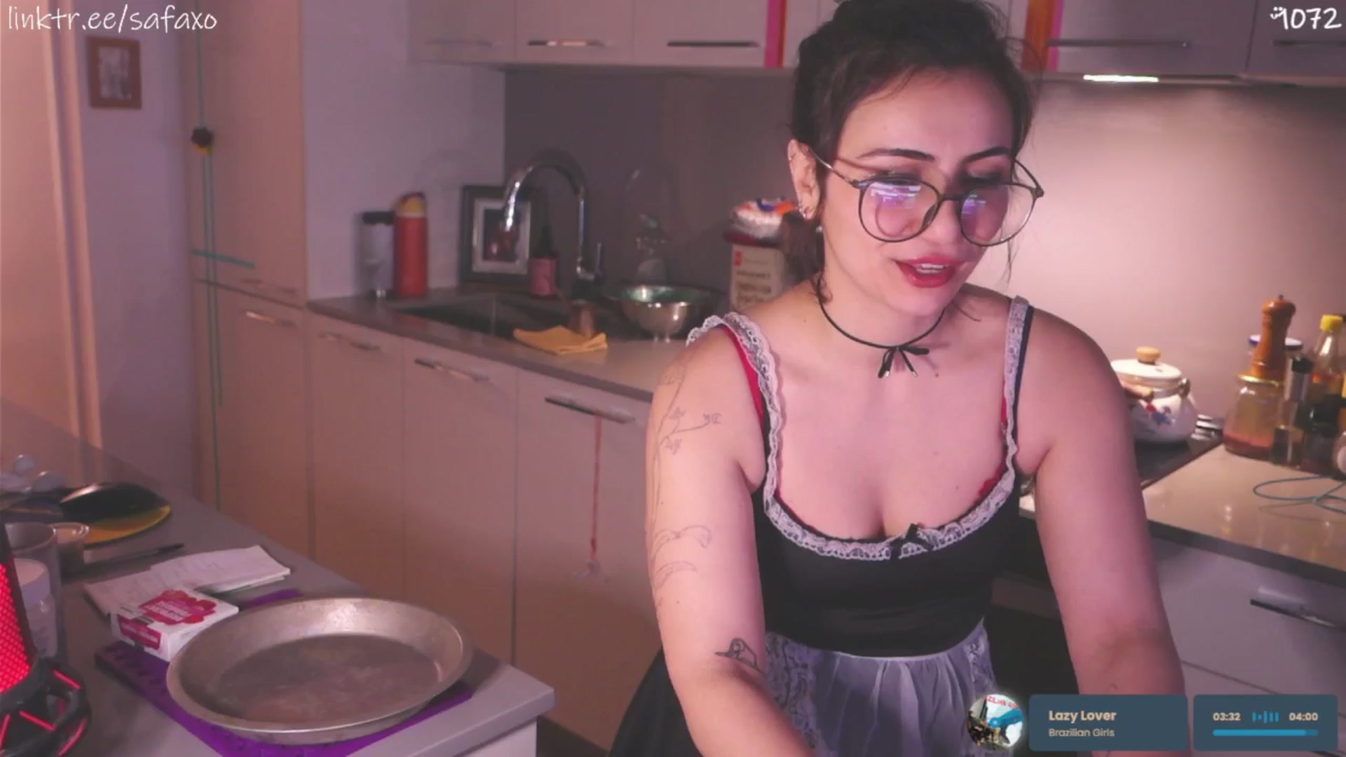 Gallery image thumbnail from HairySafaeri's myfreecams stream on, 02/26/2026, 23:39 image 1 of 20