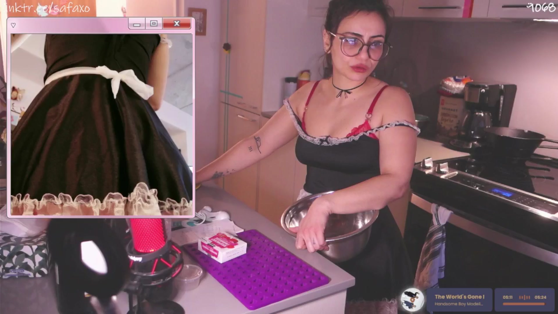 Gallery image thumbnail from HairySafaeri's myfreecams stream on, 02/26/2026, 23:39 image 5 of 20