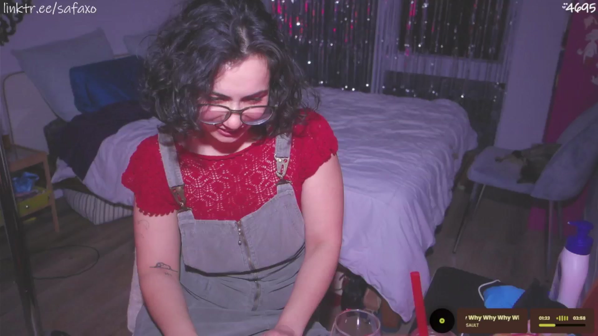 Gallery image thumbnail from HairySafaeri's myfreecams stream on, 03/04/2026, 24:44 image 2 of 20