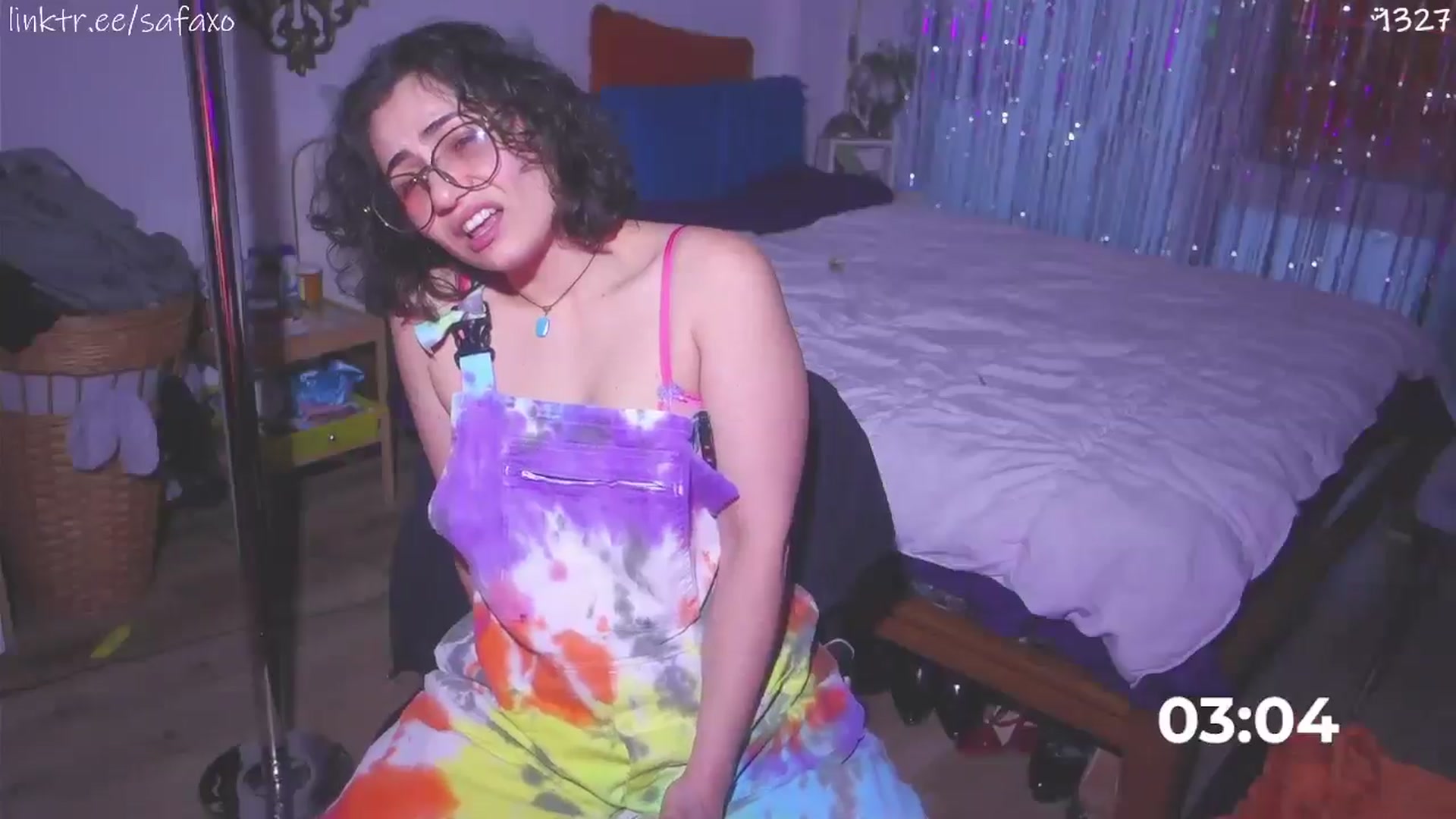 Gallery image thumbnail from HairySafaeri's myfreecams stream on, 03/10/2026, 22:15 image 3 of 20