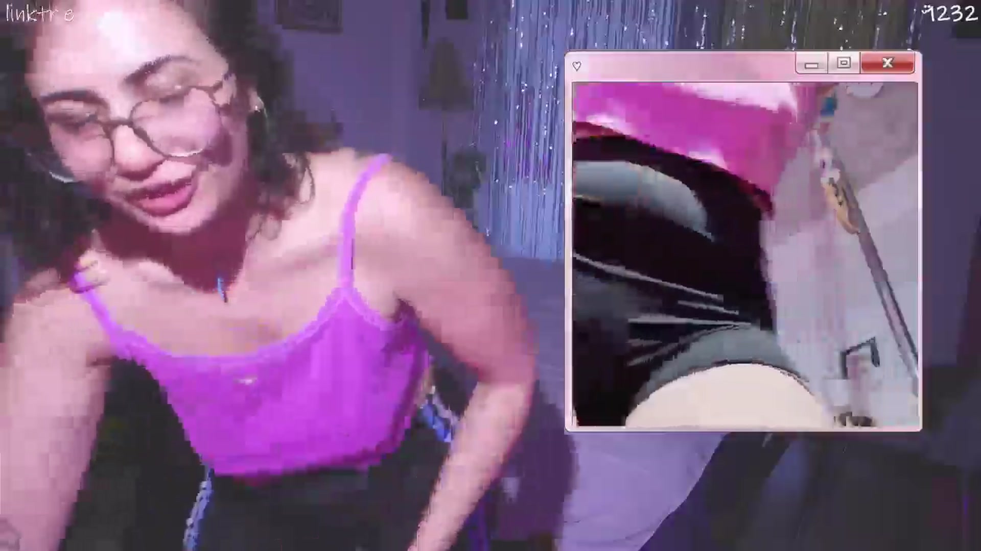 Gallery image thumbnail from HairySafaeri's myfreecams stream on, 03/11/2026, 22:27 image 13 of 20