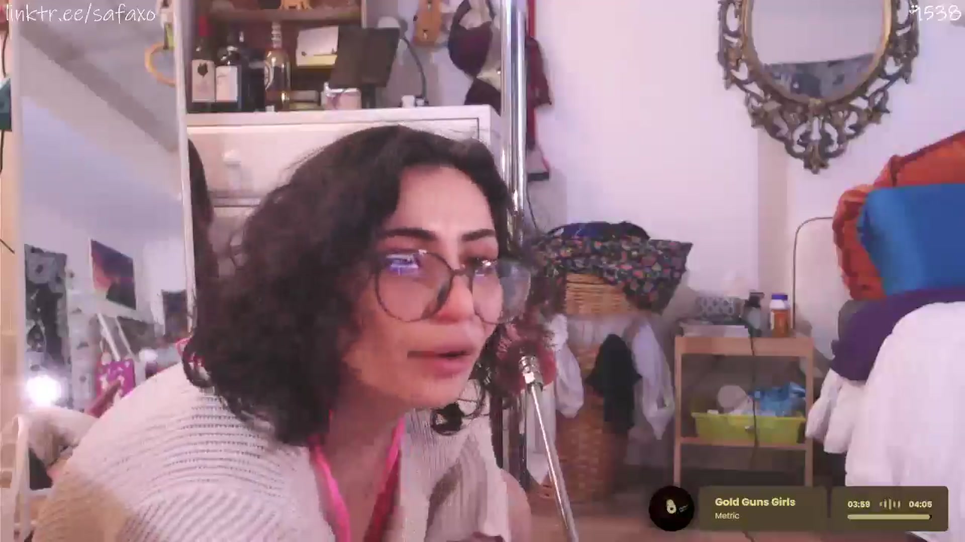 Gallery image thumbnail from HairySafaeri's myfreecams stream on, 03/25/2026, 21:22 image 19 of 20