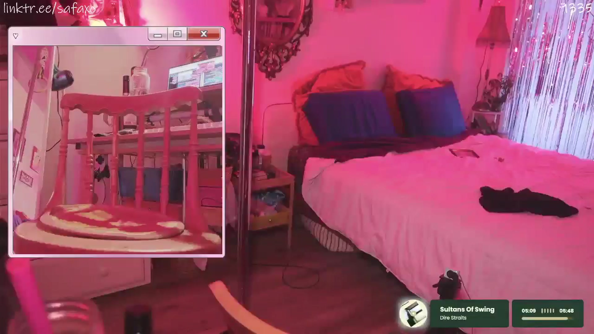 Gallery image thumbnail from HairySafaeri's myfreecams stream on, 03/26/2026, 22:56 image 13 of 20