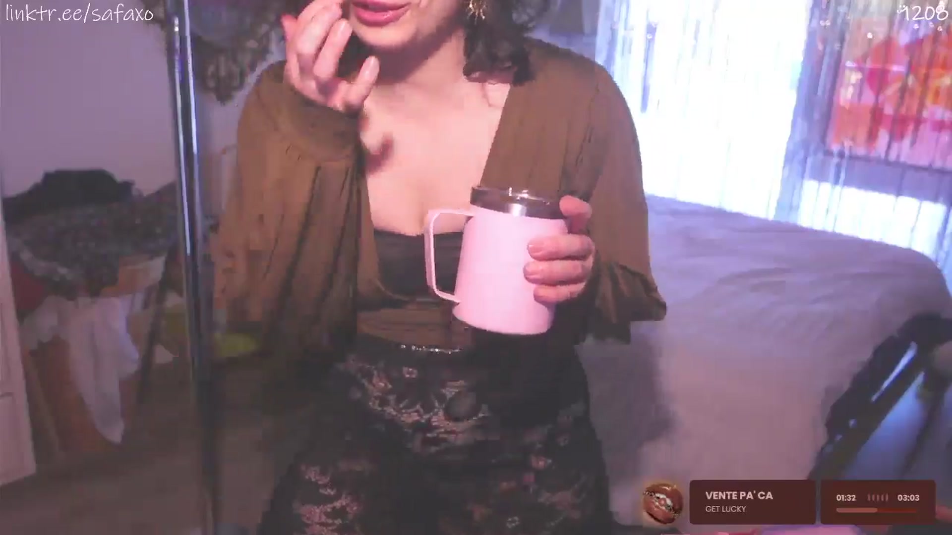 Gallery image thumbnail from HairySafaeri's myfreecams stream on, 03/27/2026, 22:36 image 9 of 20