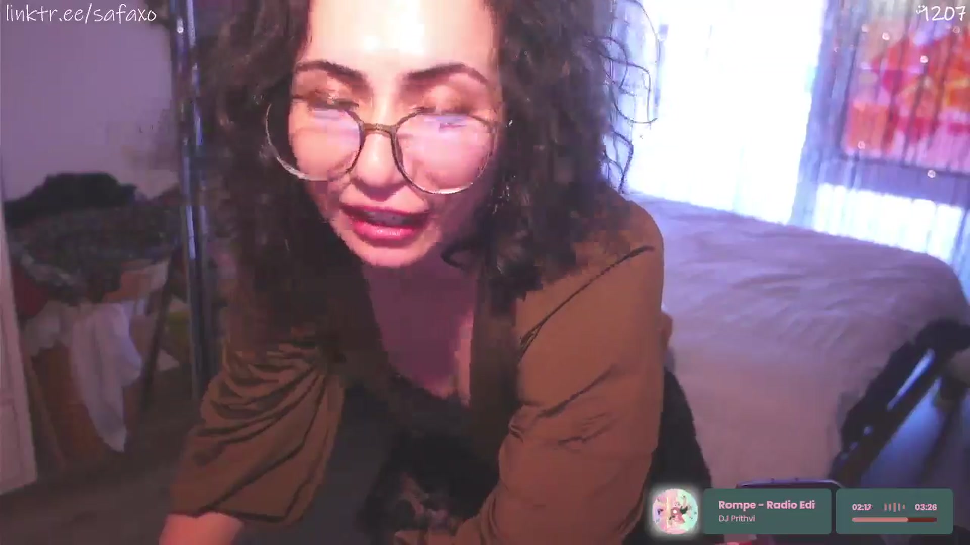 Gallery image thumbnail from HairySafaeri's myfreecams stream on, 03/27/2026, 22:36 image 2 of 20