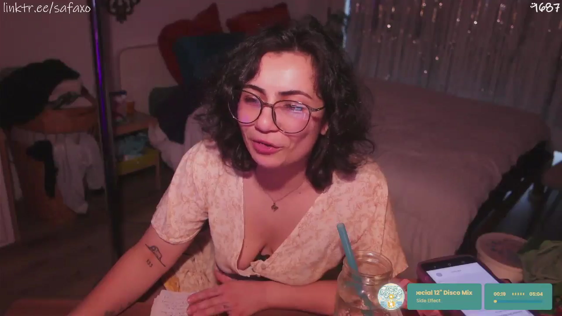 Gallery image thumbnail from HairySafaeri's myfreecams stream on, 04/02/2026, 23:58 image 4 of 20