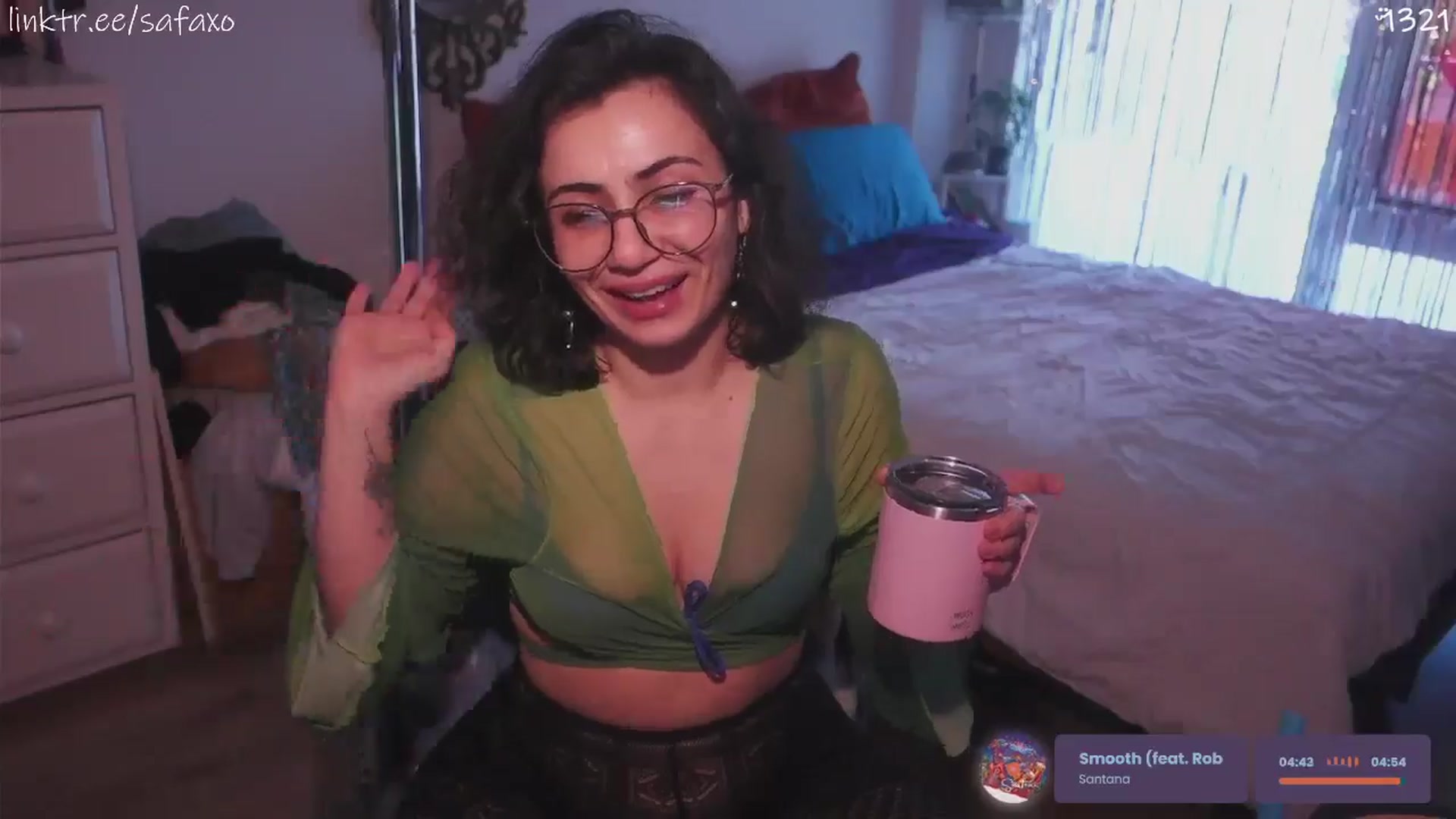 Gallery image thumbnail from HairySafaeri's myfreecams stream on, 04/07/2026, 23:35 image 2 of 20