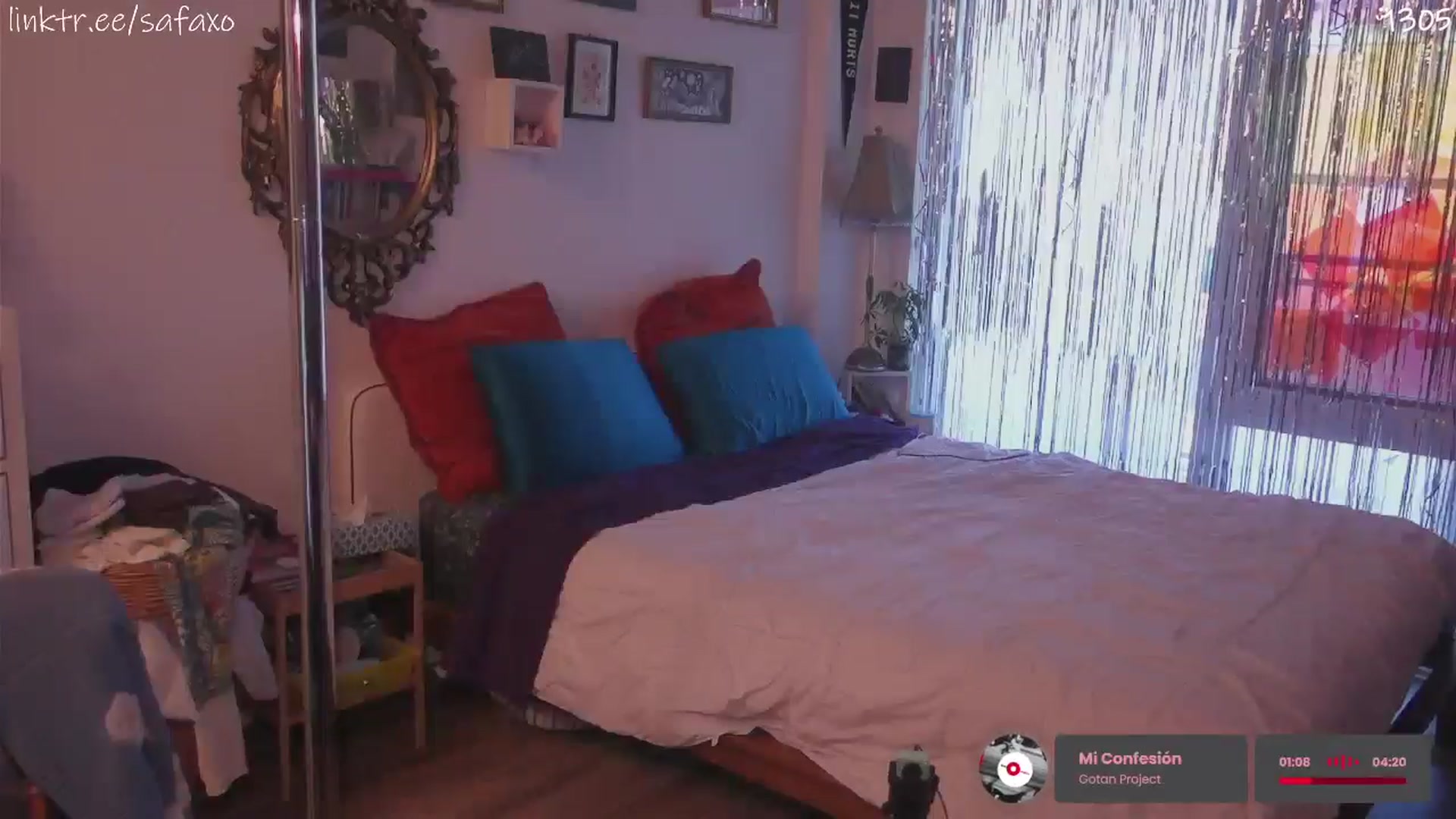 Gallery image thumbnail from HairySafaeri's myfreecams stream on, 04/07/2026, 23:35 image 8 of 20