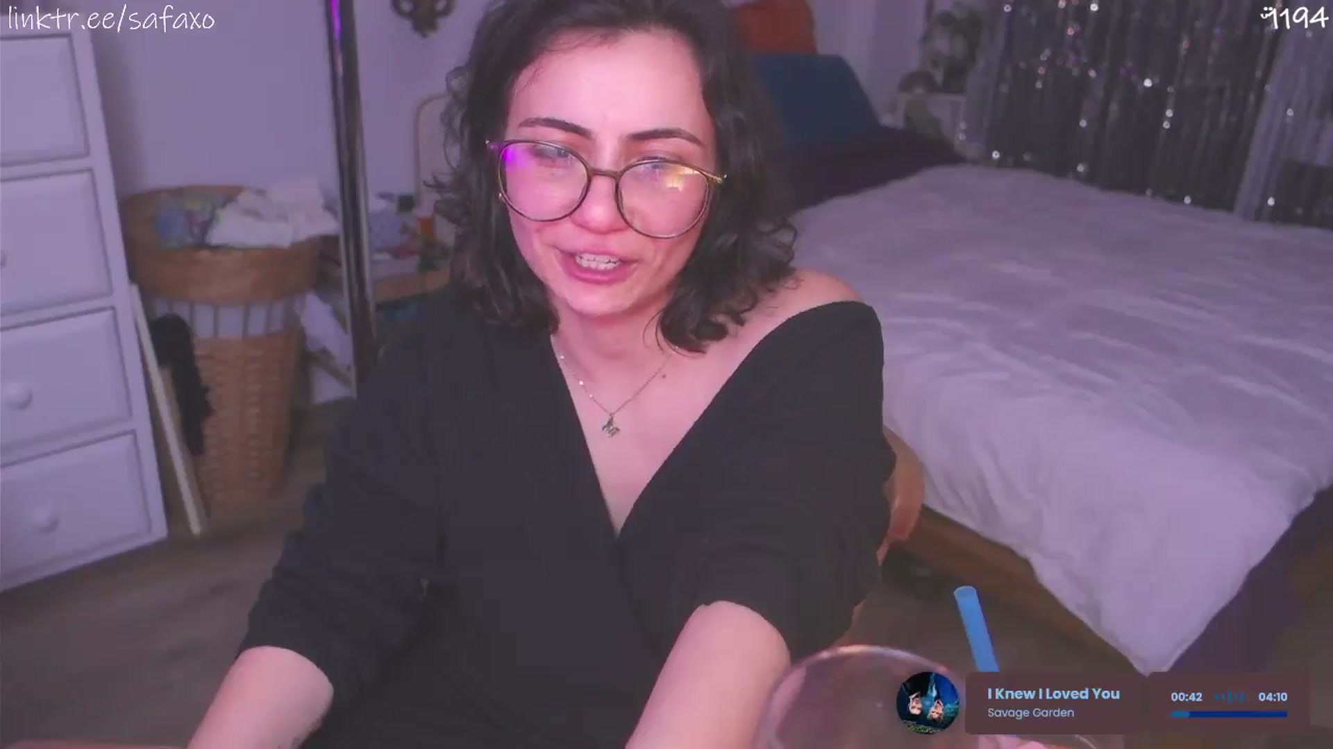 Gallery image thumbnail from HairySafaeri's myfreecams stream on, 04/09/2026, 02:28 image 14 of 20